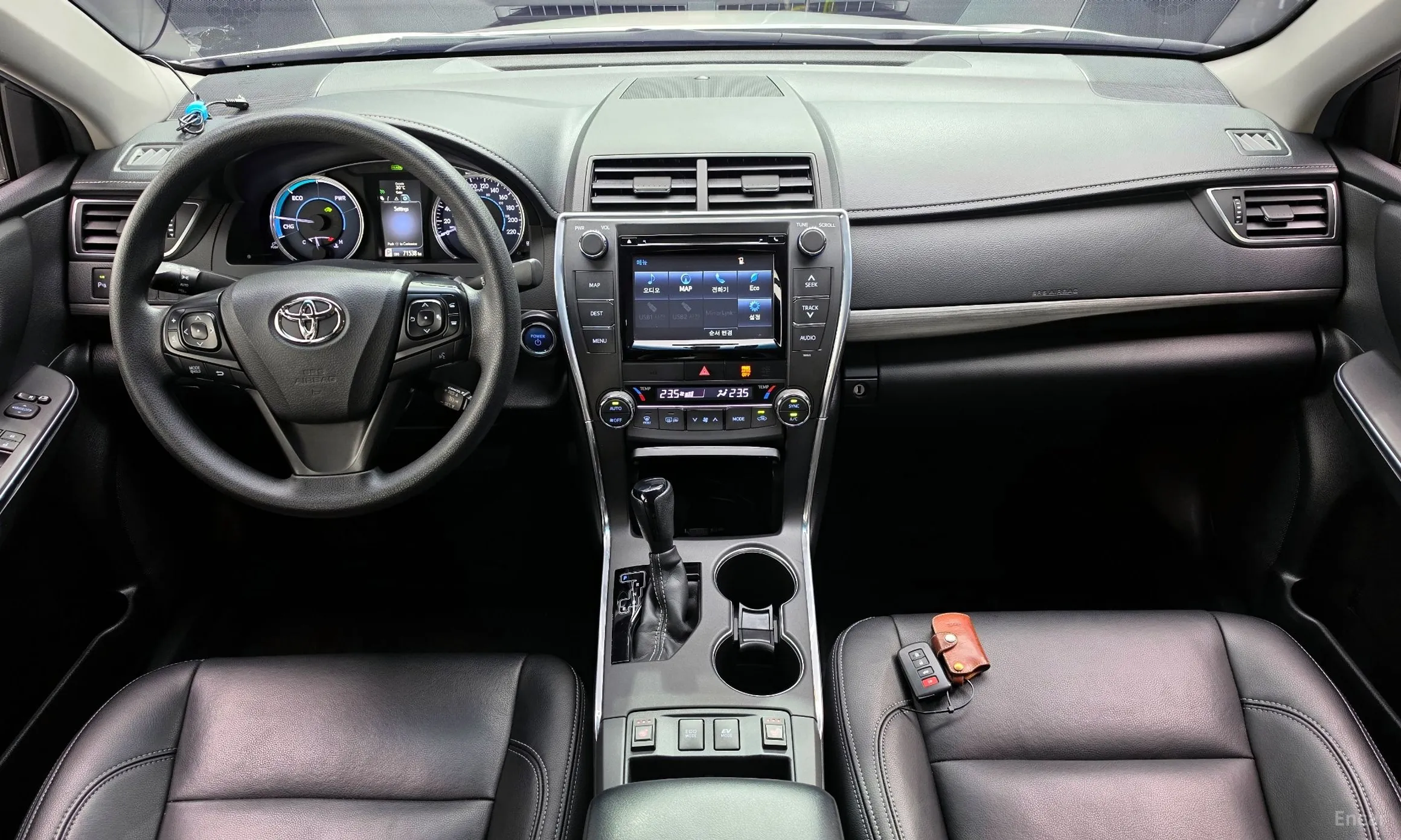Toyota New Camry превью 7