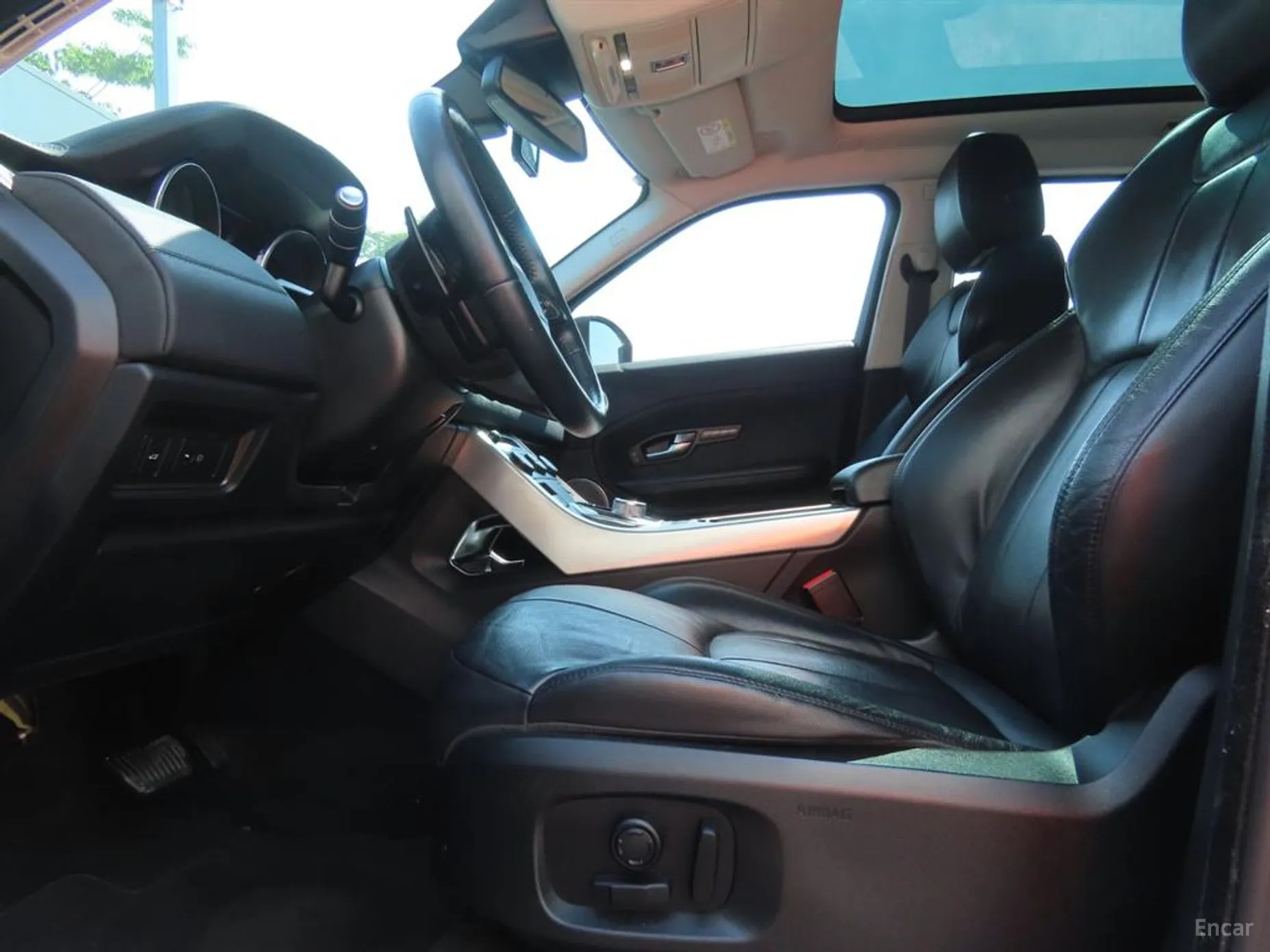 Land Rover Range Rover Evoque превью 14