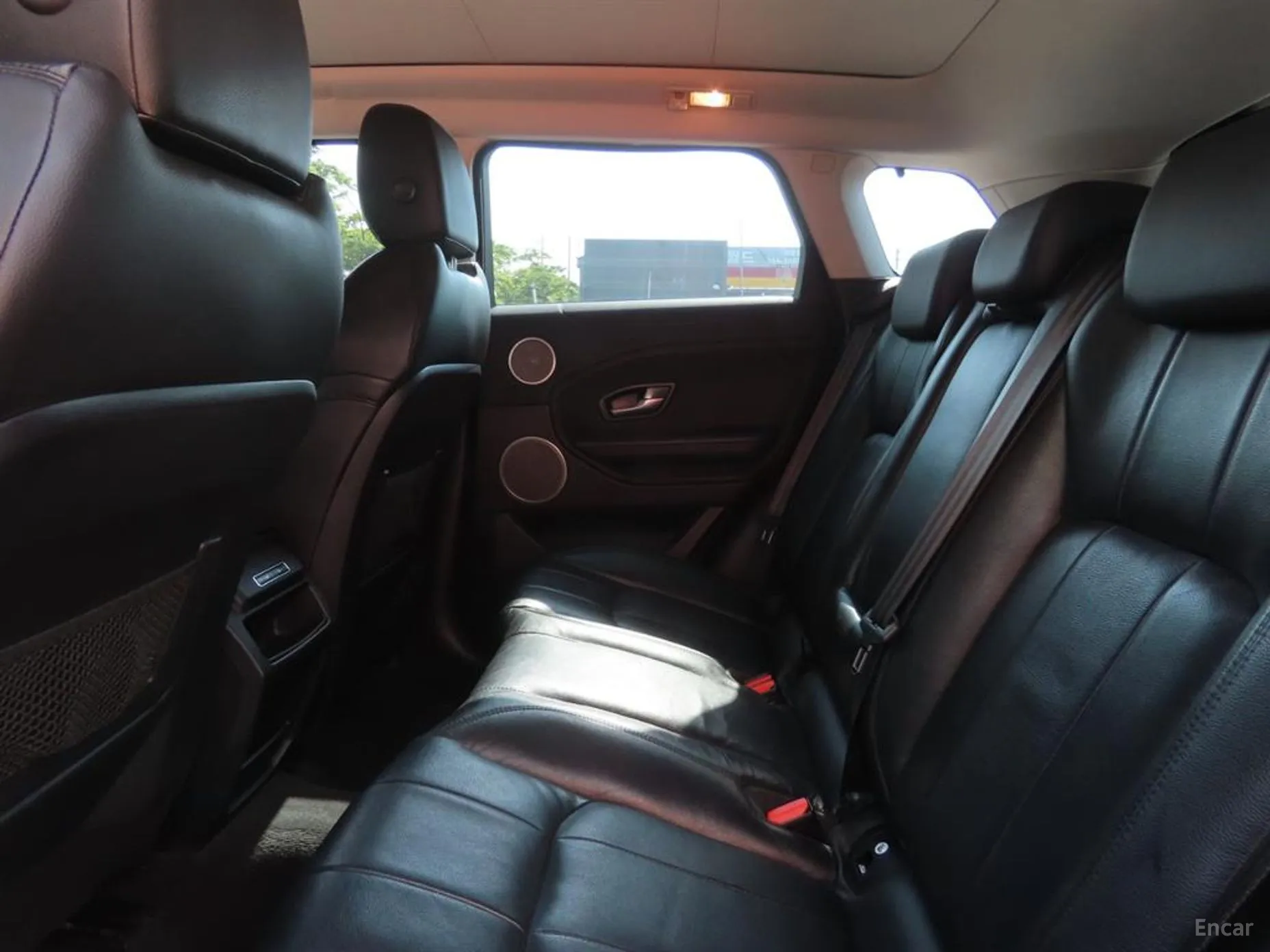 Land Rover Range Rover Evoque превью 7