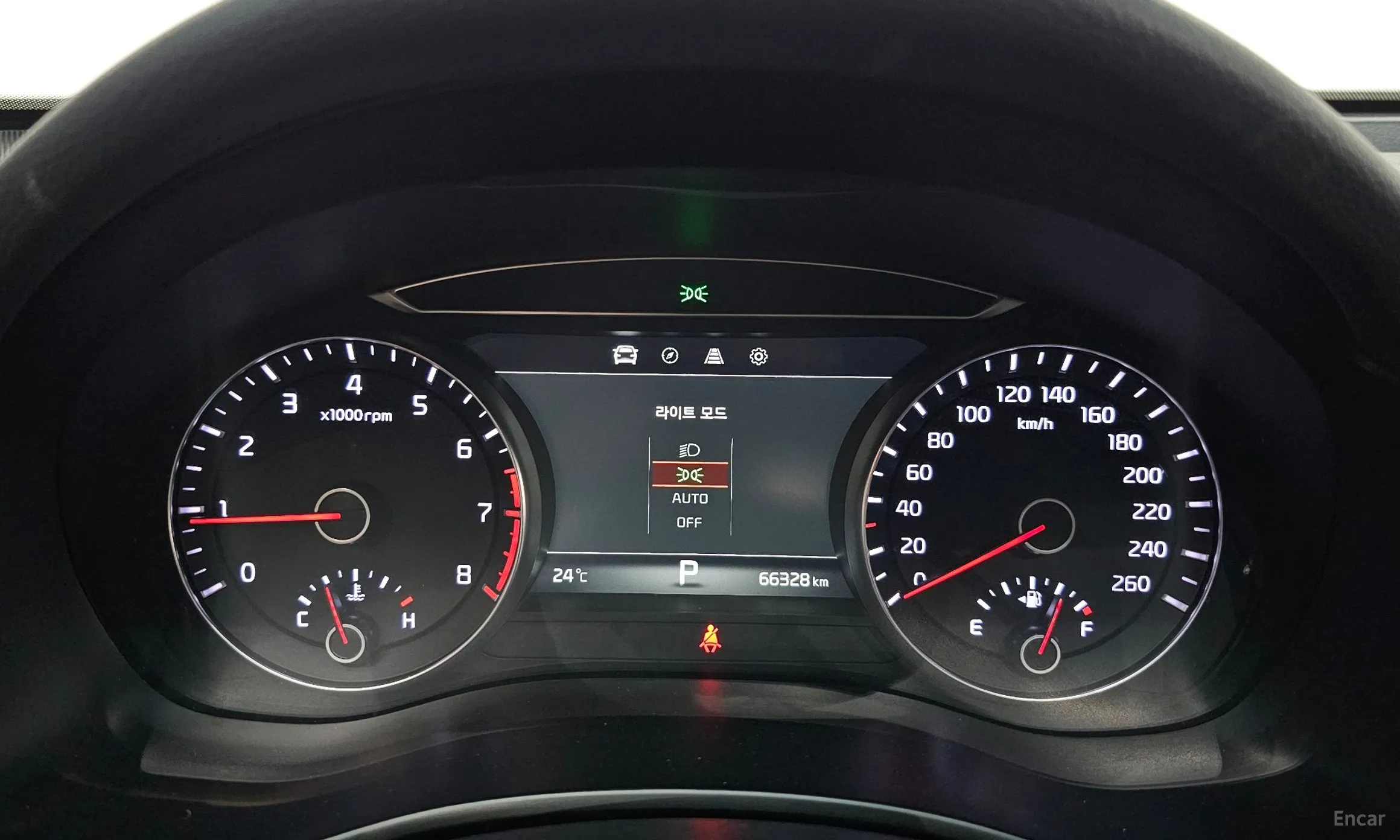 Kia K7 превью 8