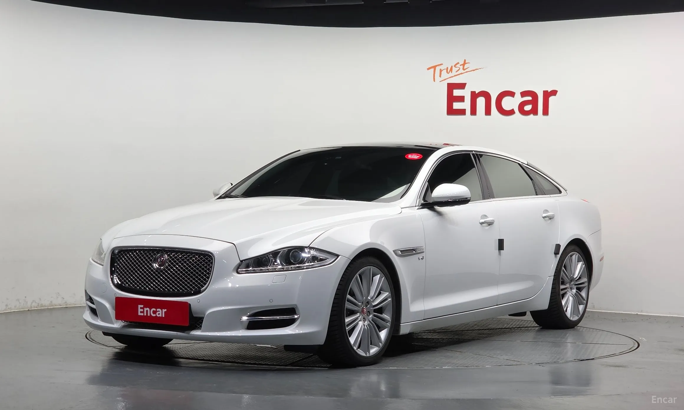 Jaguar All New XJ