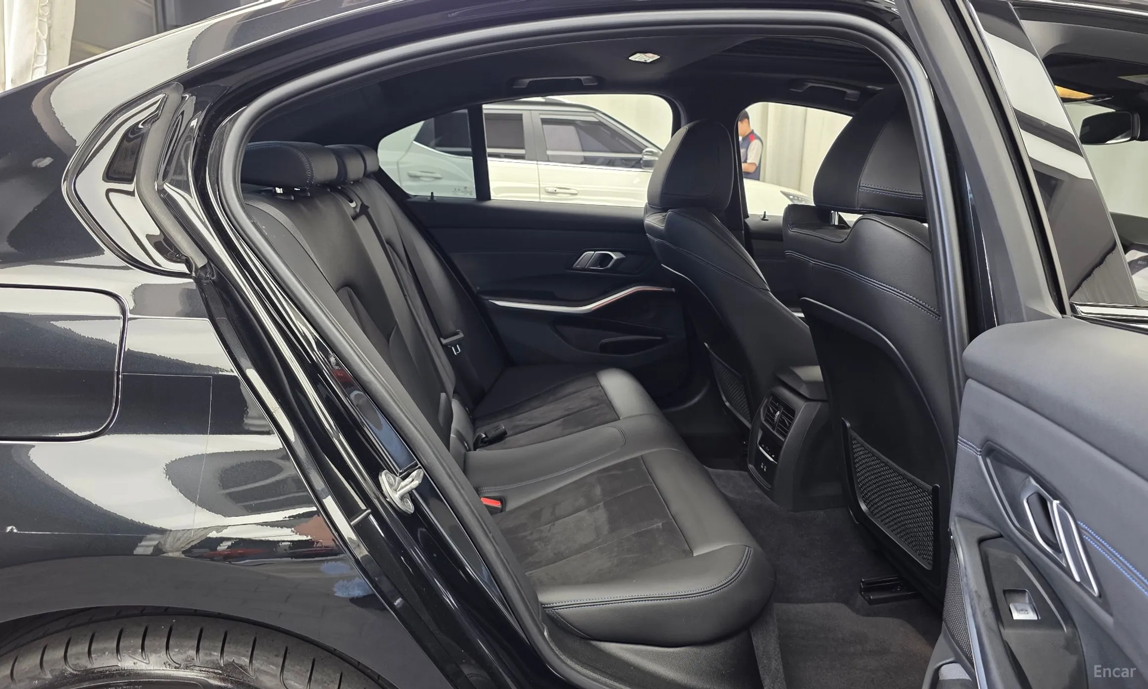 BMW 3 Series (G20) превью 12