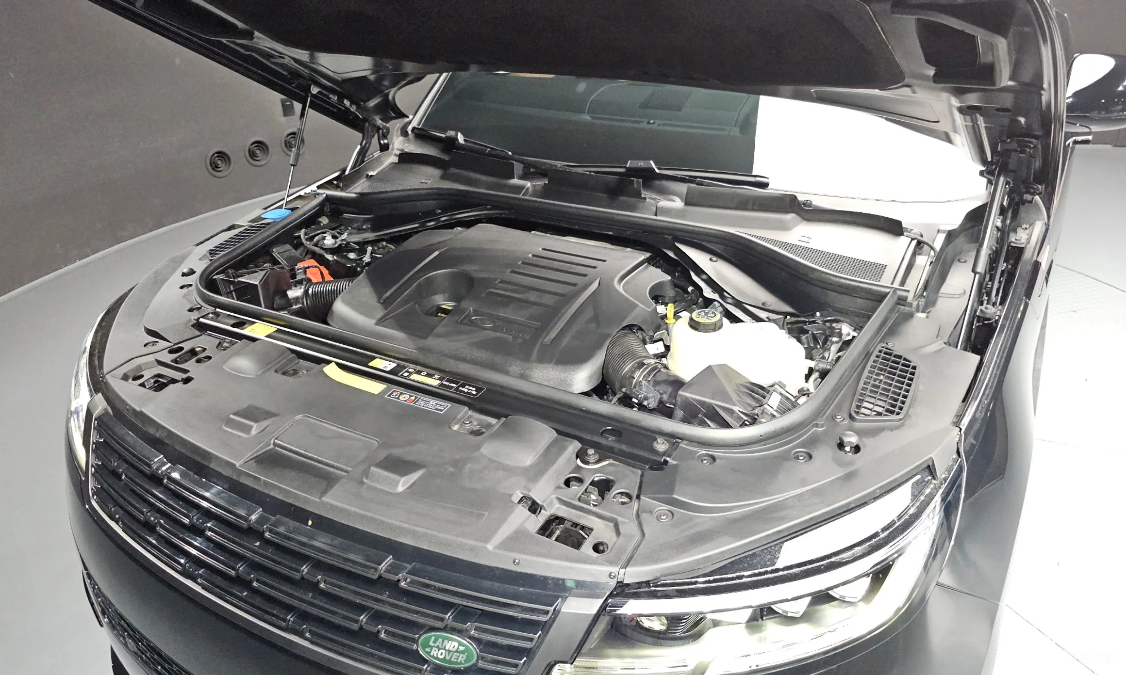 Land Rover Range Rover Sport 3rd Generation превью 6