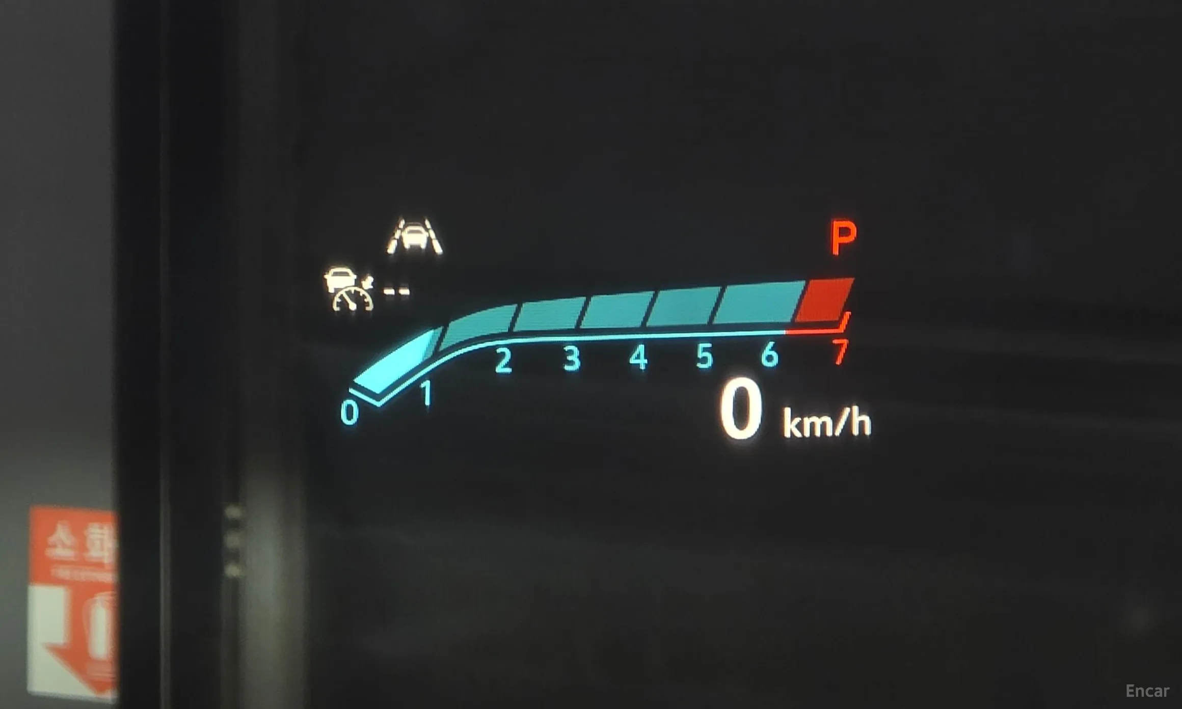 Cadillac CT5 превью 15
