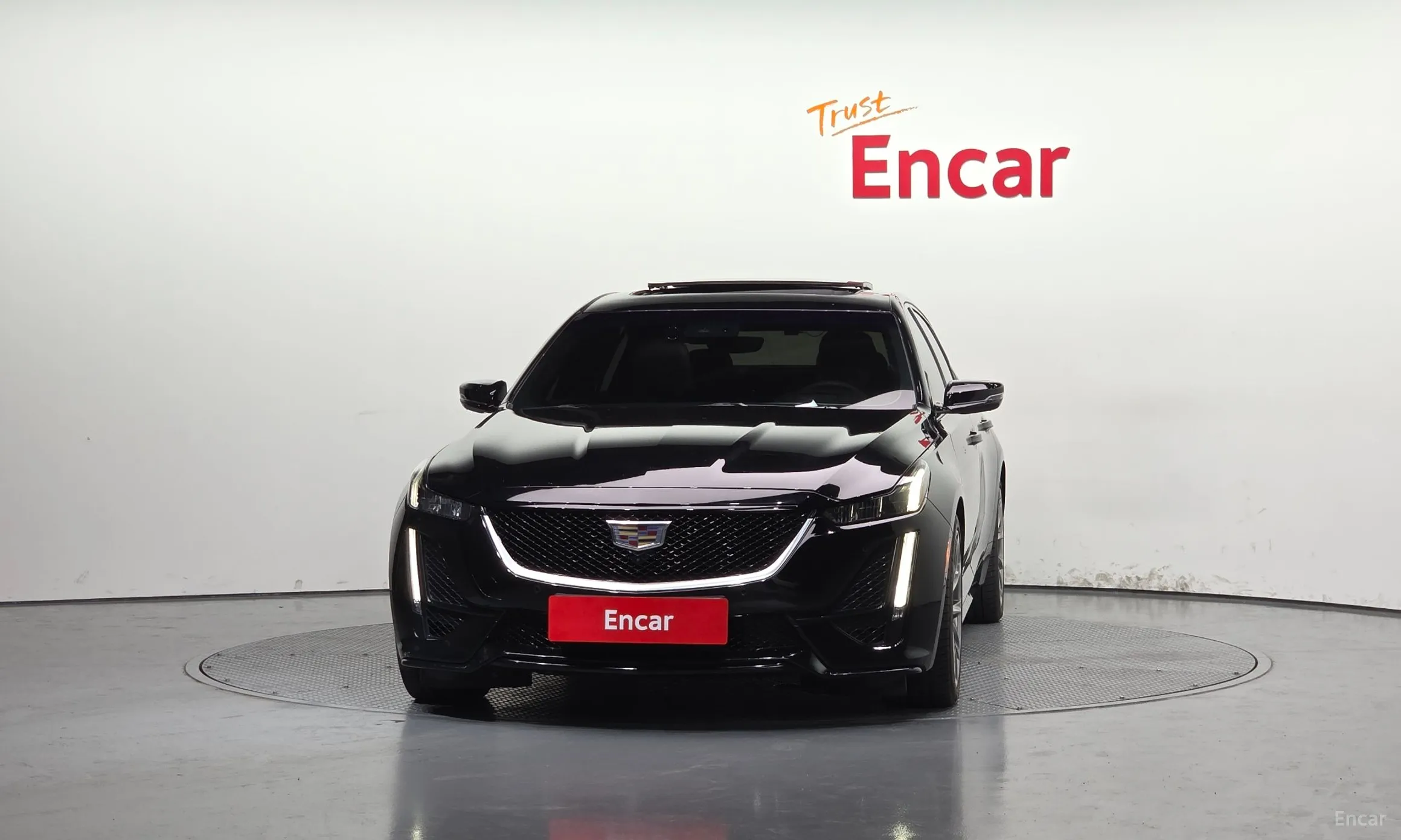 Cadillac CT5 превью 3