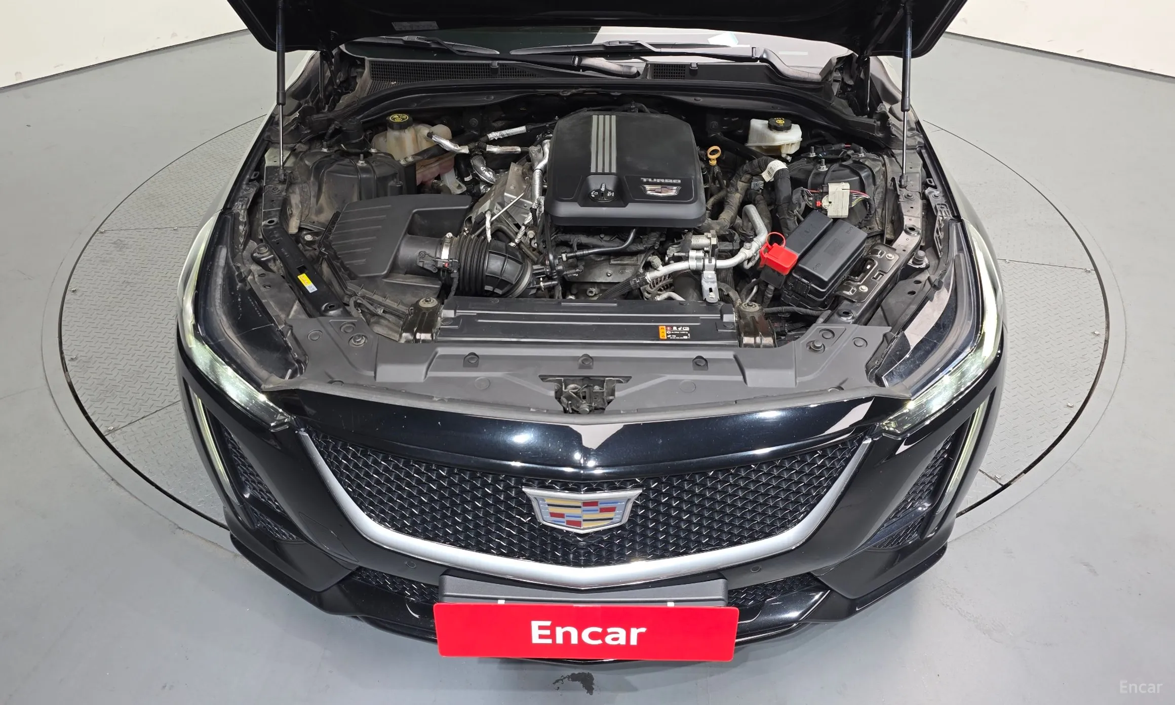 Cadillac CT5 превью 6