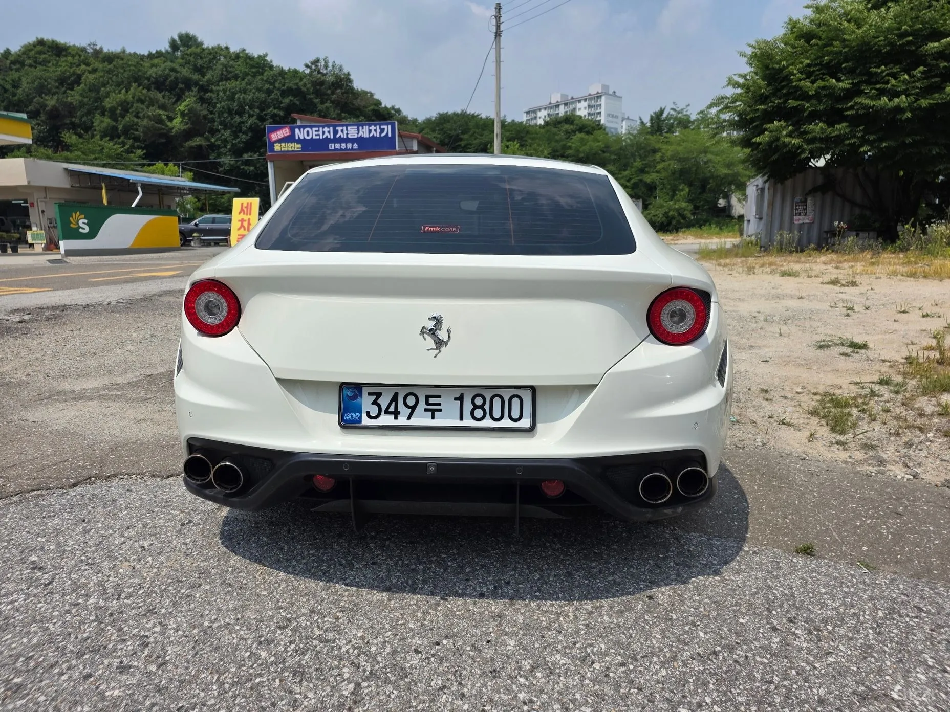 Ferrari FF превью 5