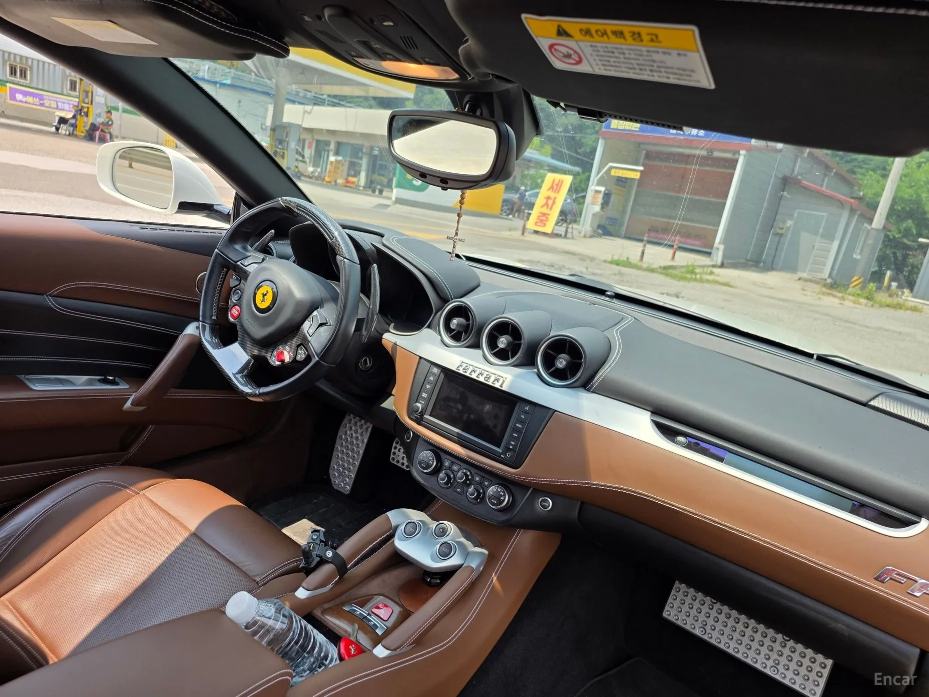 Ferrari FF превью 7