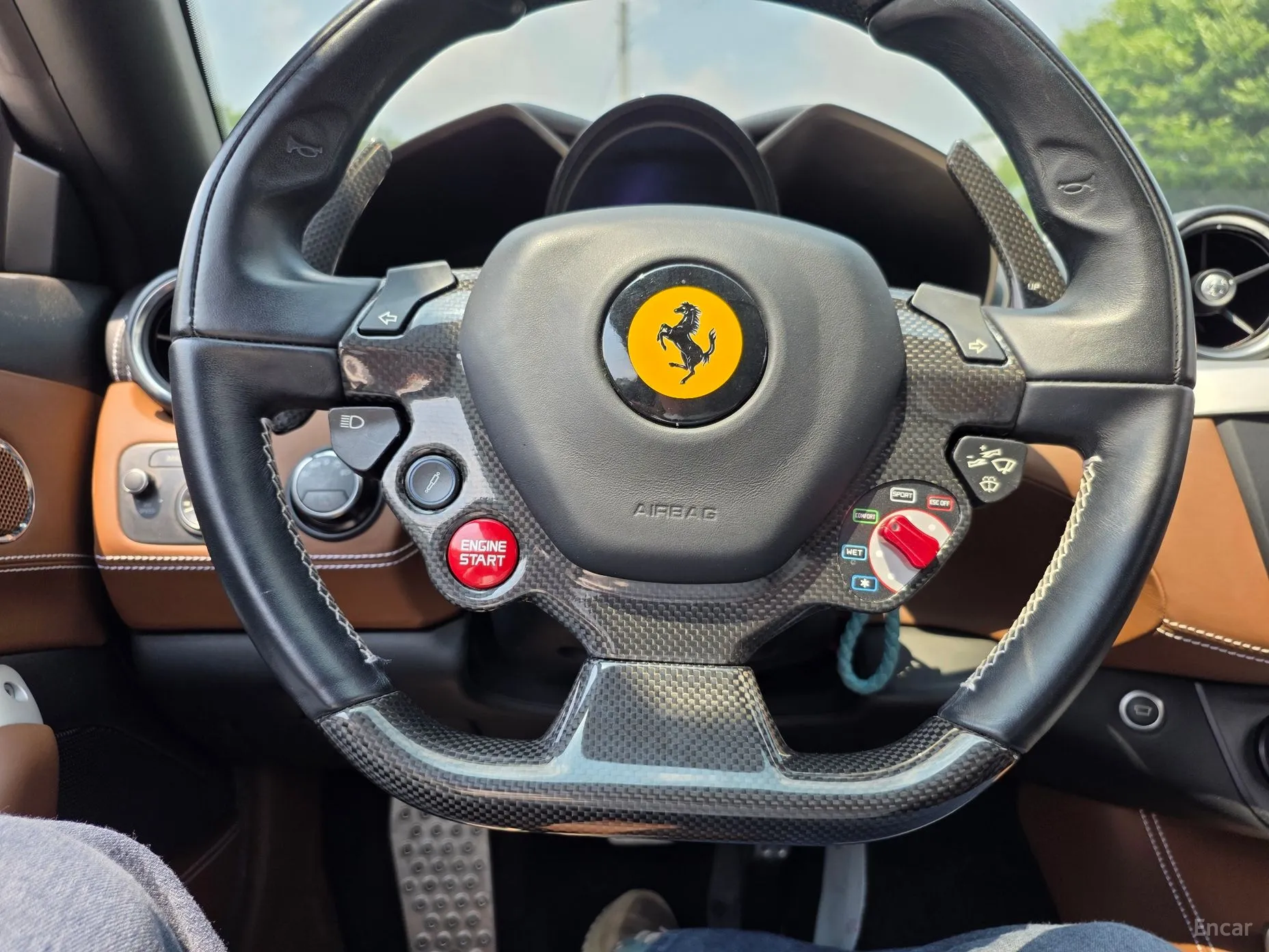 Ferrari FF превью 8