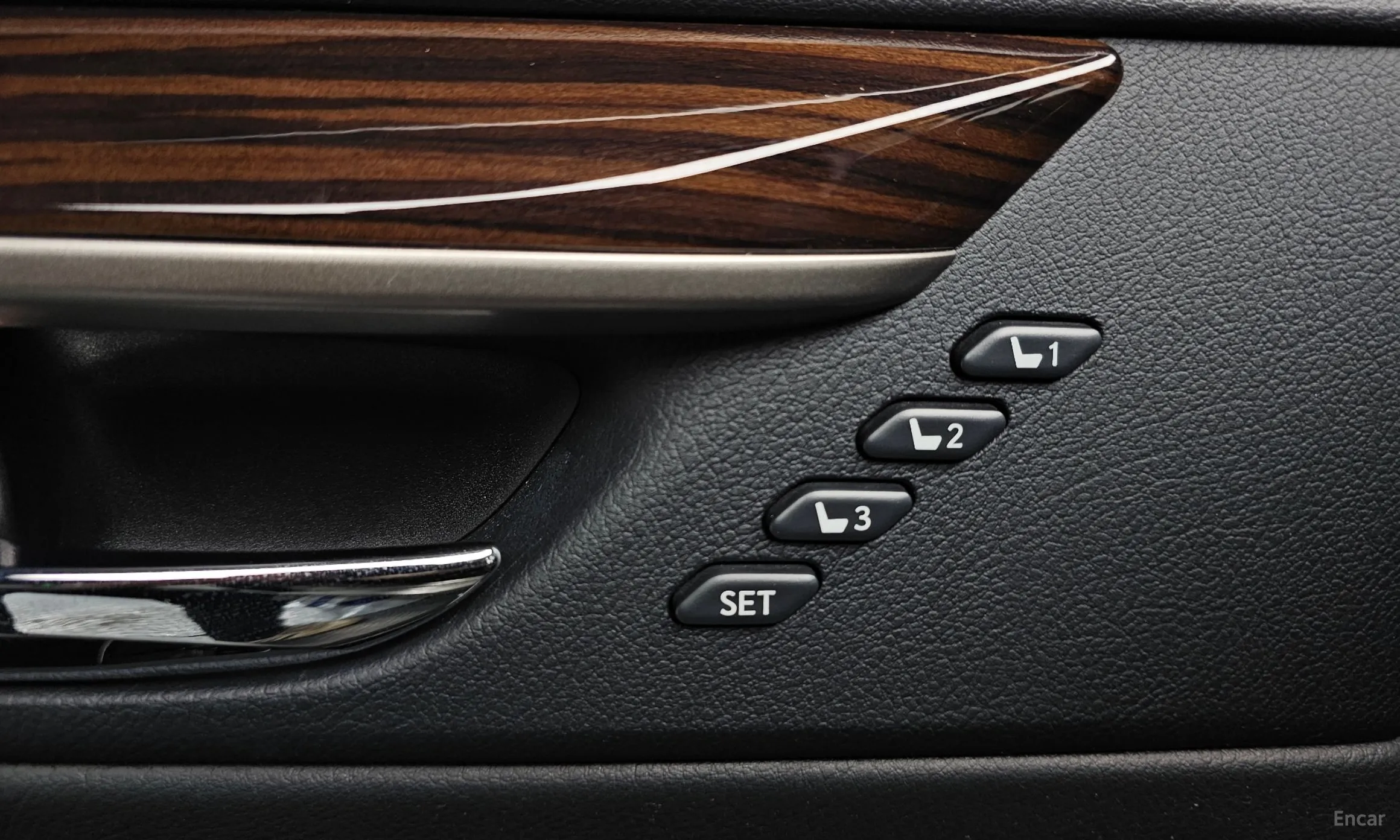 Lexus New ES300h превью 18