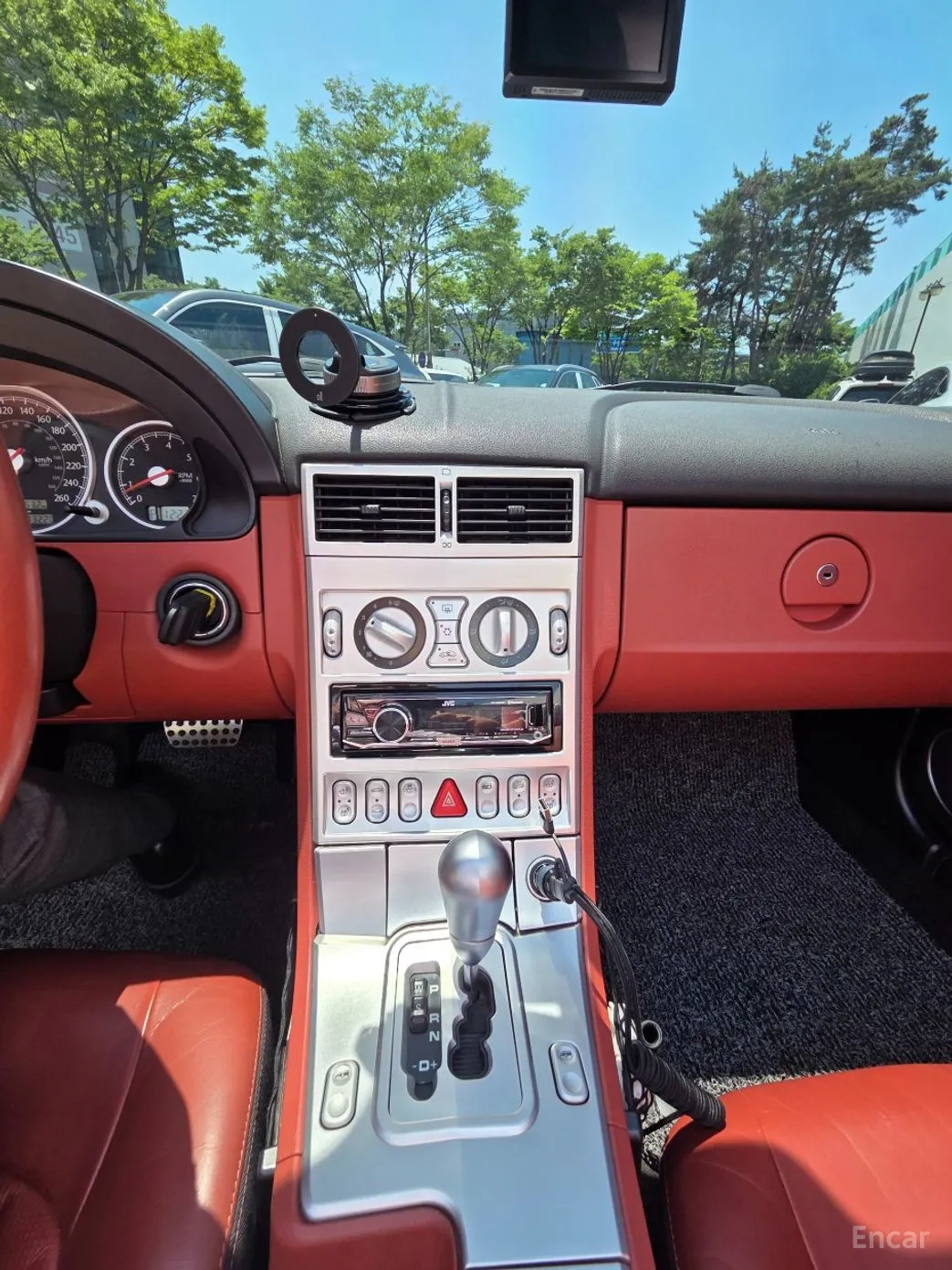 Chrysler Crossfire превью 10