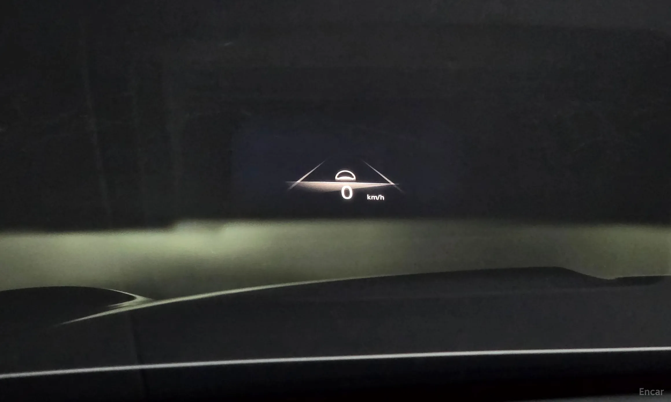 Genesis GV70 превью 15