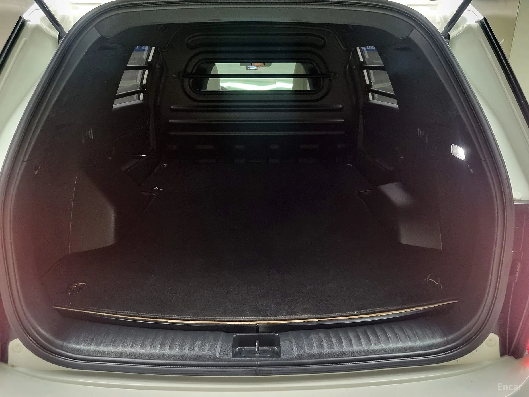 KG Mobility (SsangYong) The New Torres превью 19