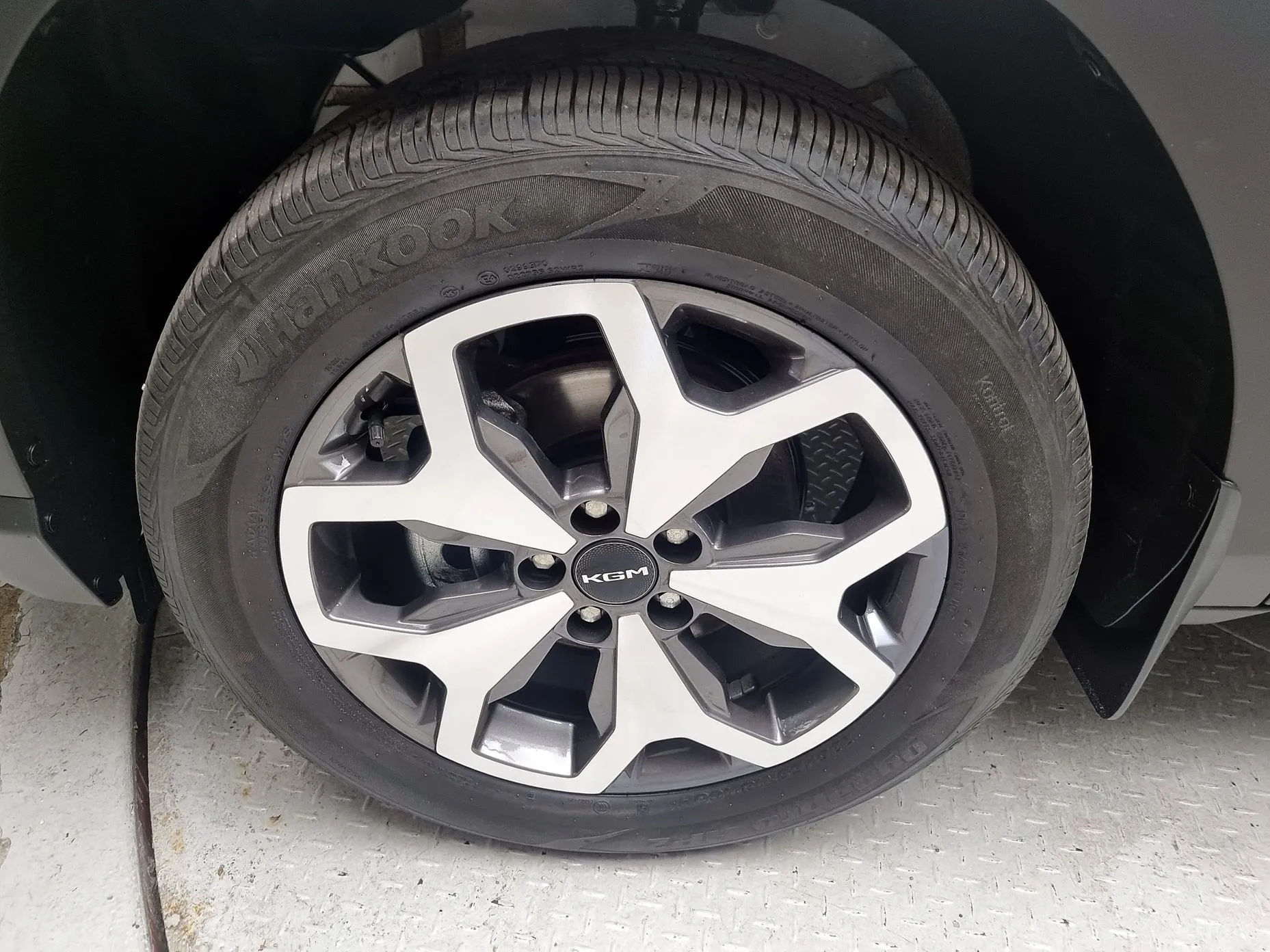 KG Mobility (SsangYong) The New Torres превью 20
