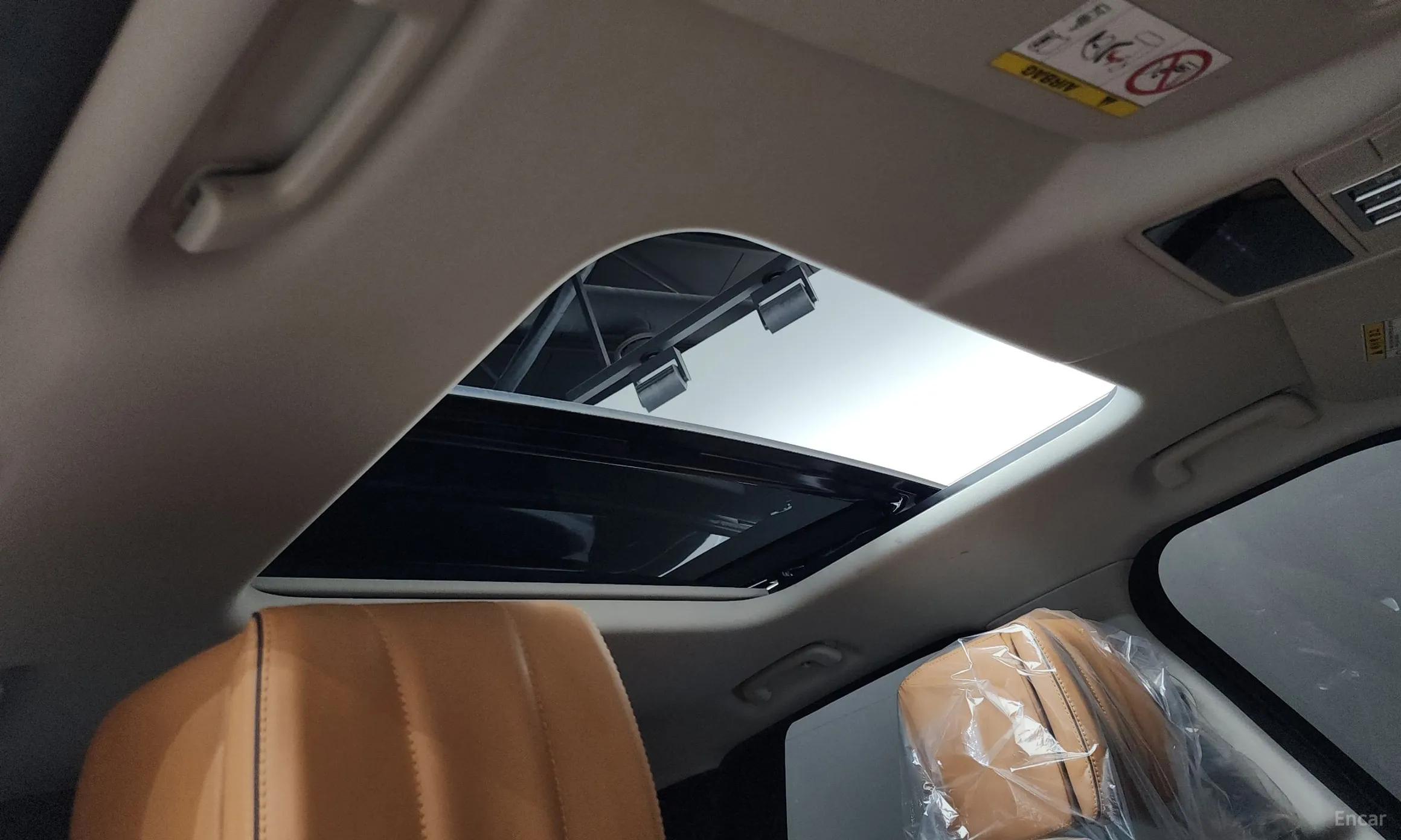 Land Rover Discovery 5 превью 20