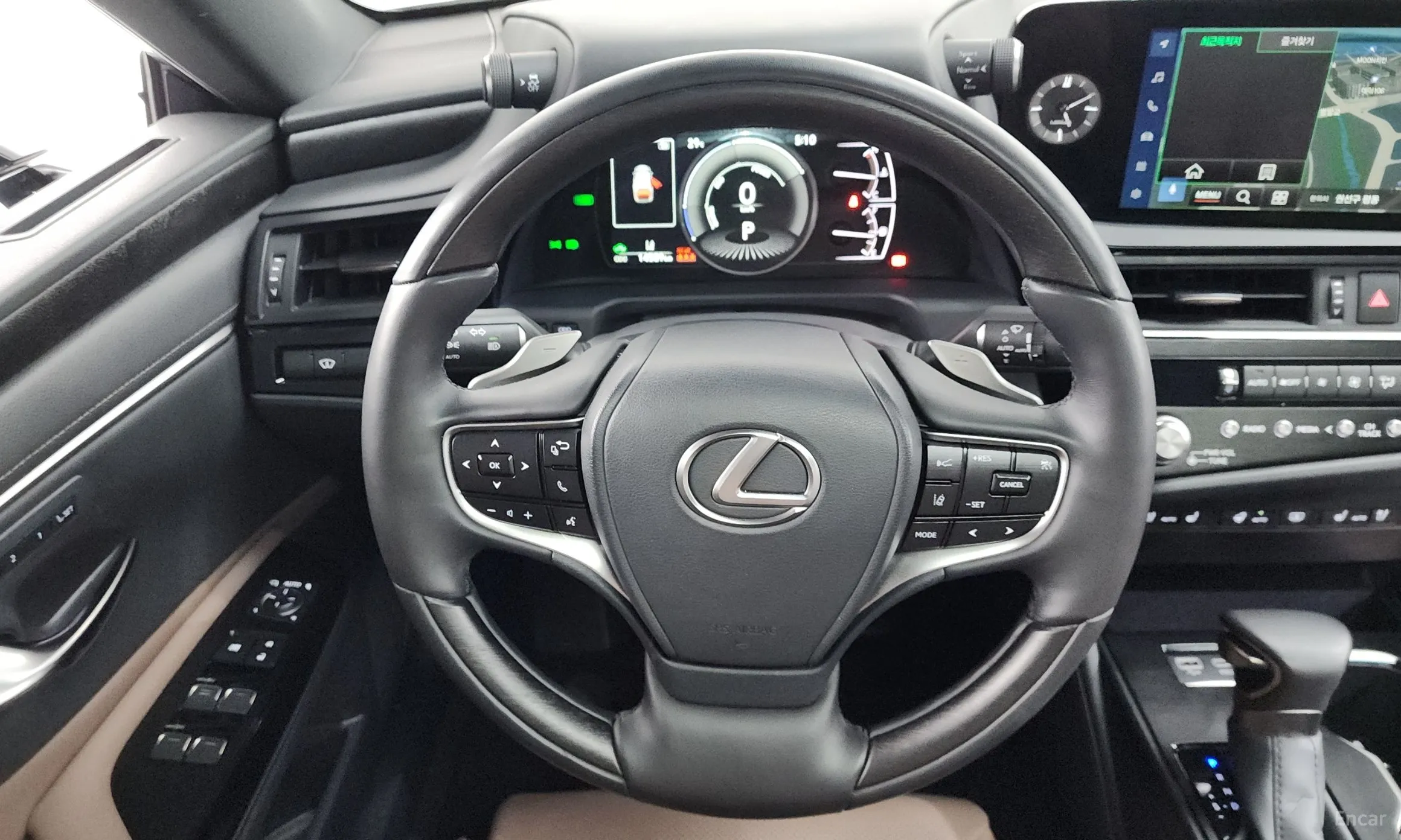 Lexus ES300h 7th Generation превью 13