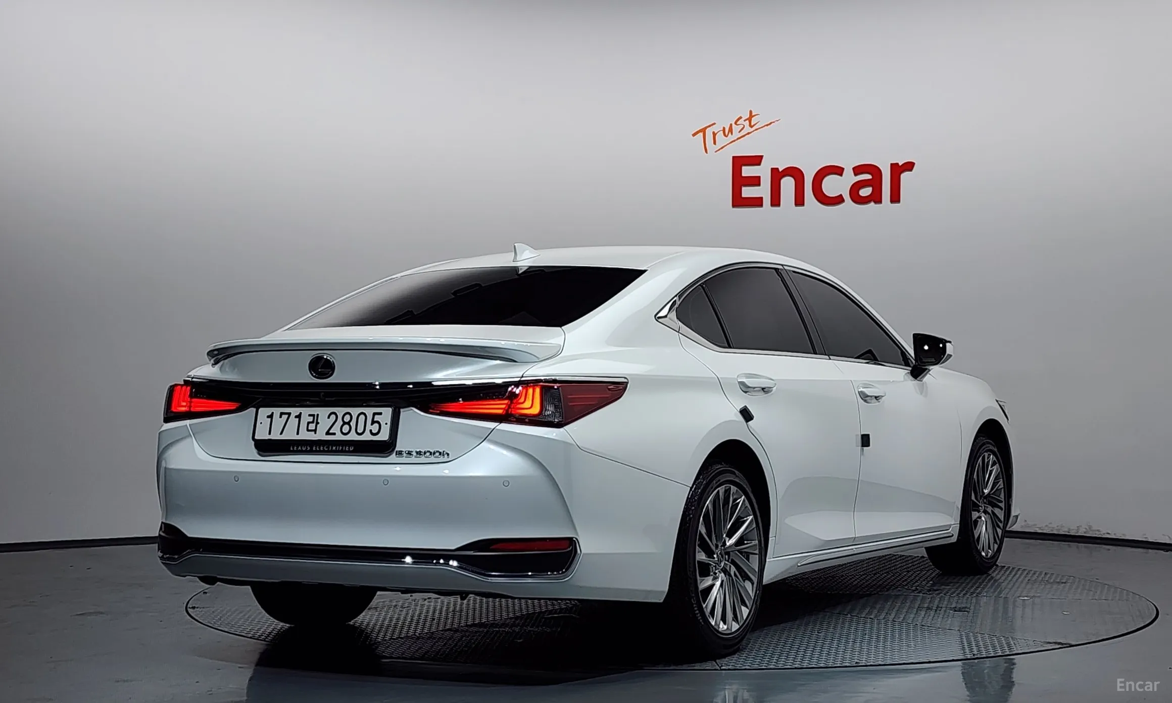 Lexus ES300h 7th Generation
