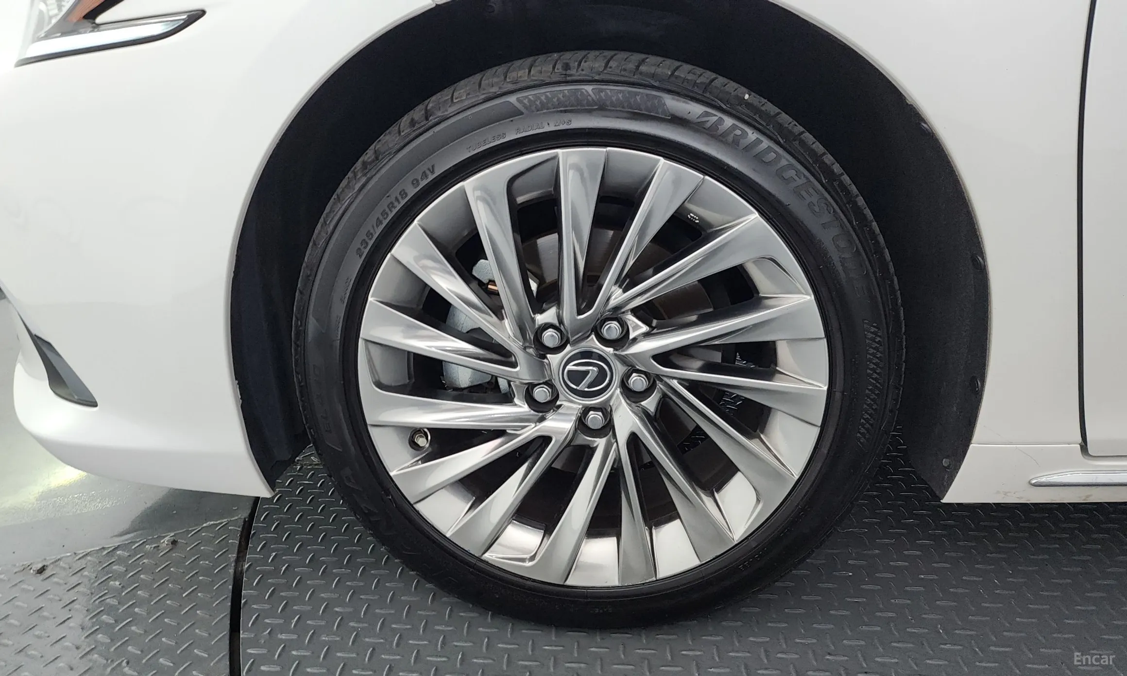 Lexus ES300h 7th Generation превью 5