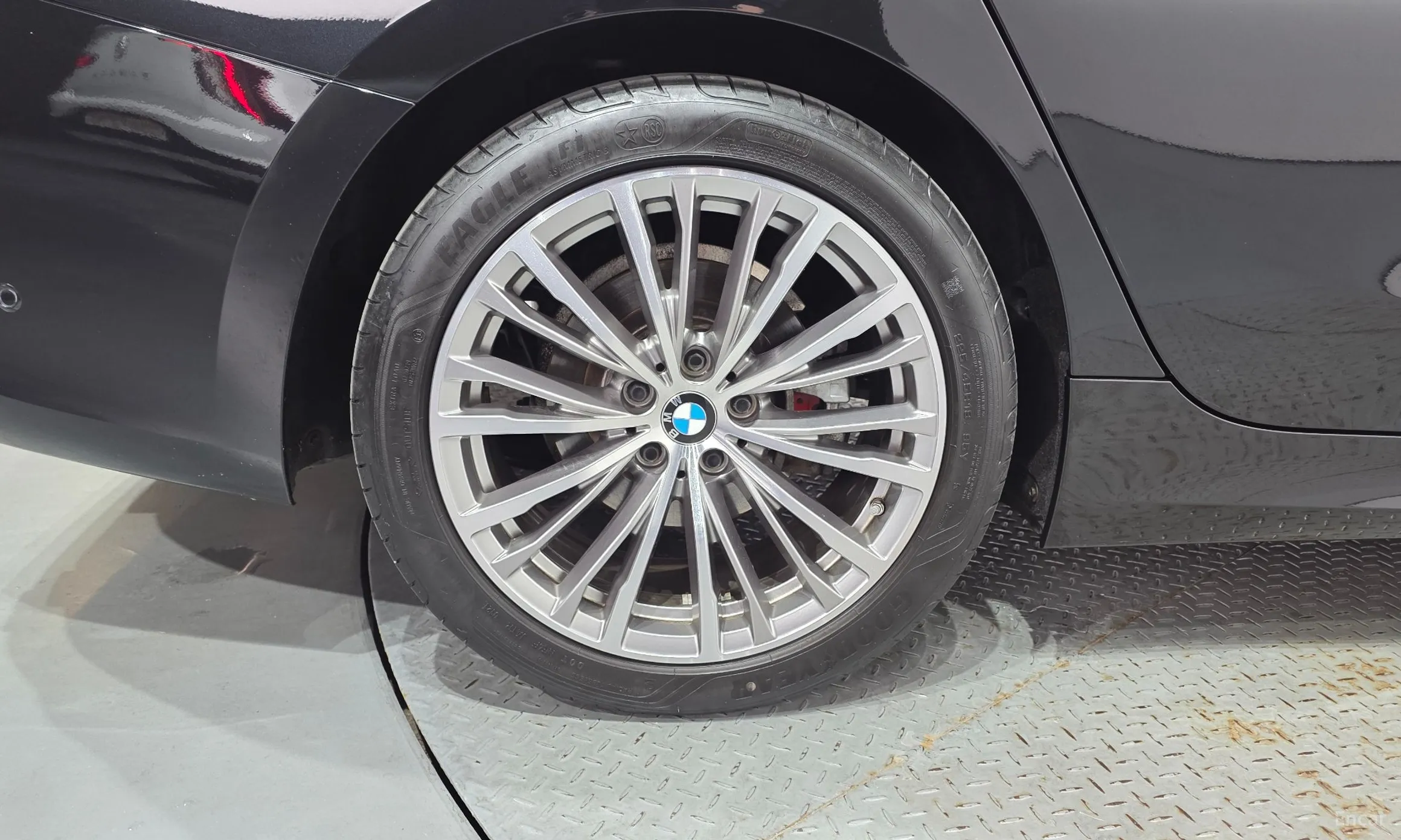 BMW 3 Series (G20) превью 5