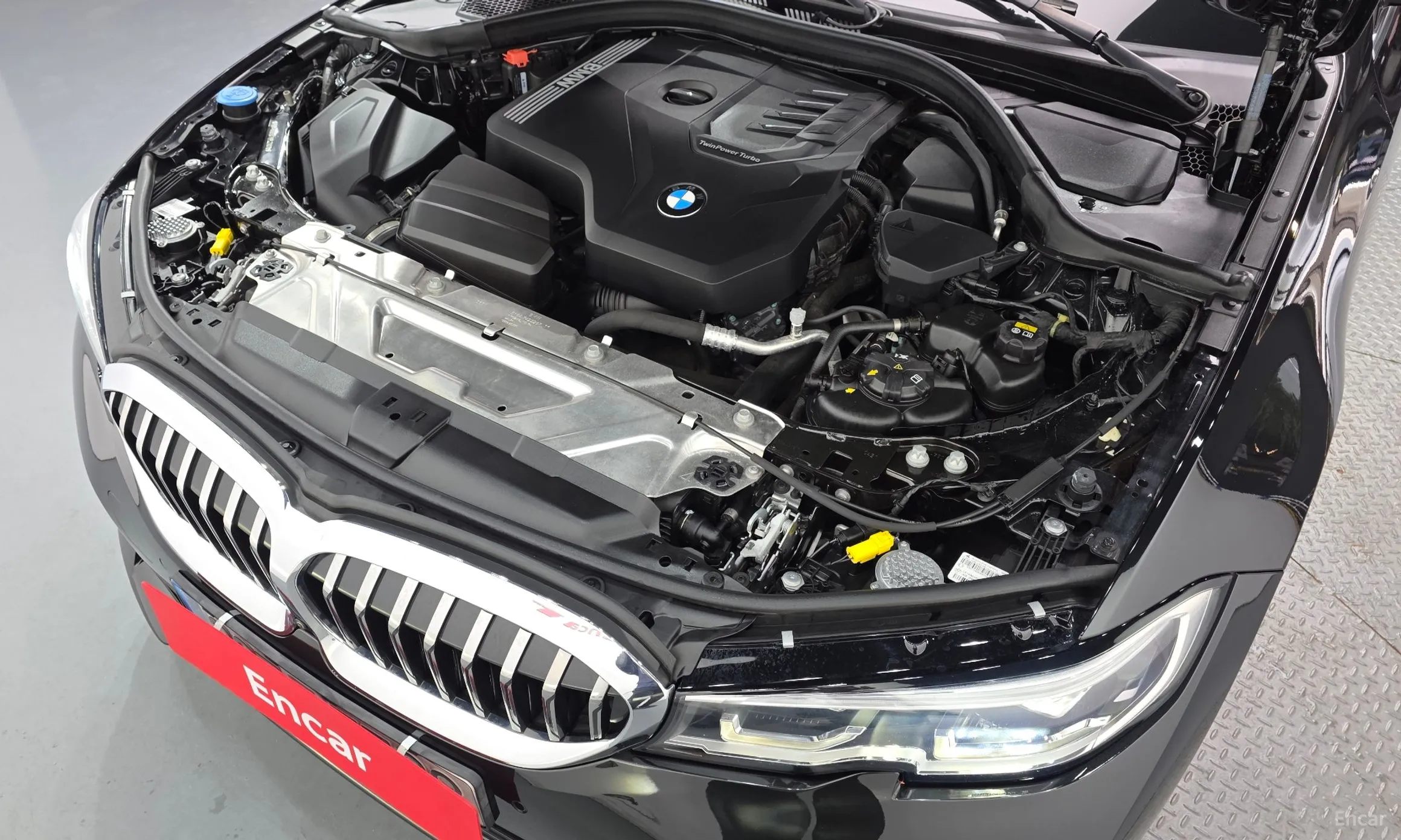 BMW 3 Series (G20) превью 6