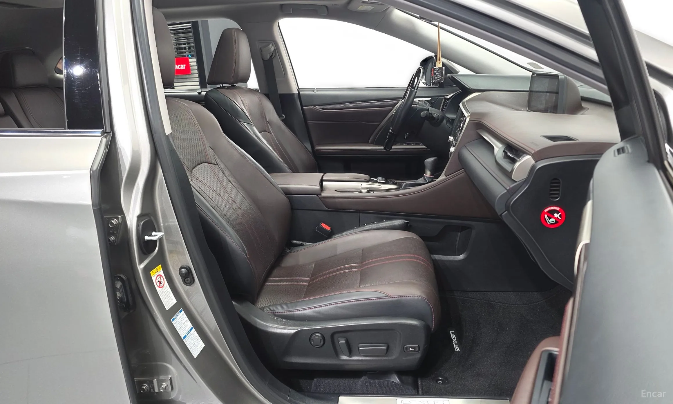 Lexus RX450h Gen 4 превью 11