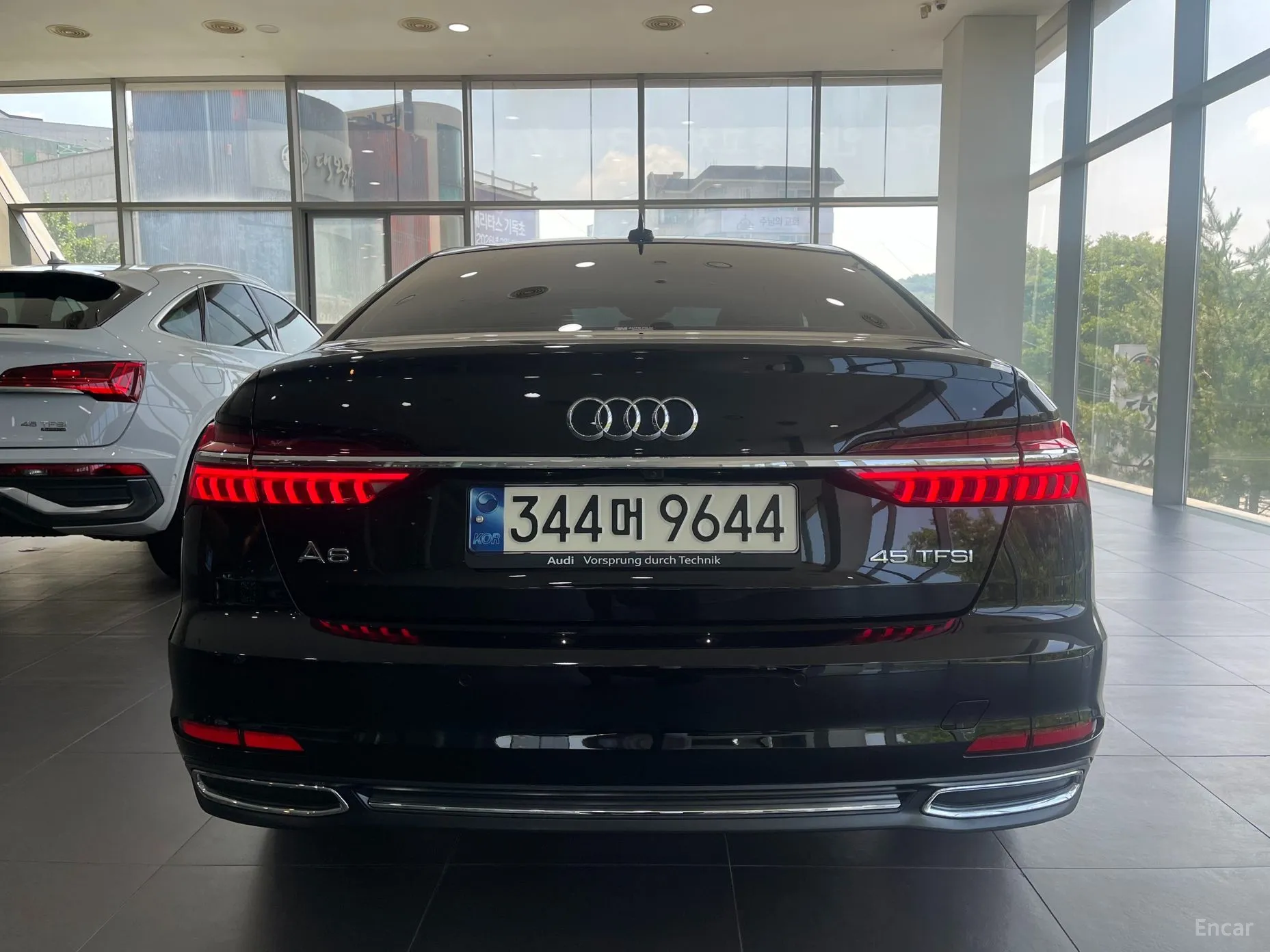 Audi A6 (C8) превью 4