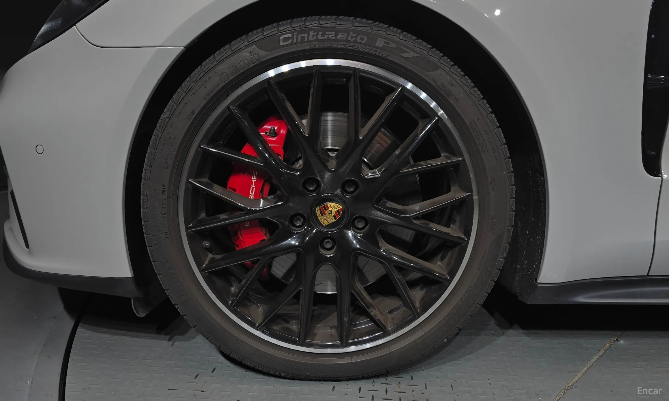 Porsche Panamera (971) превью 5