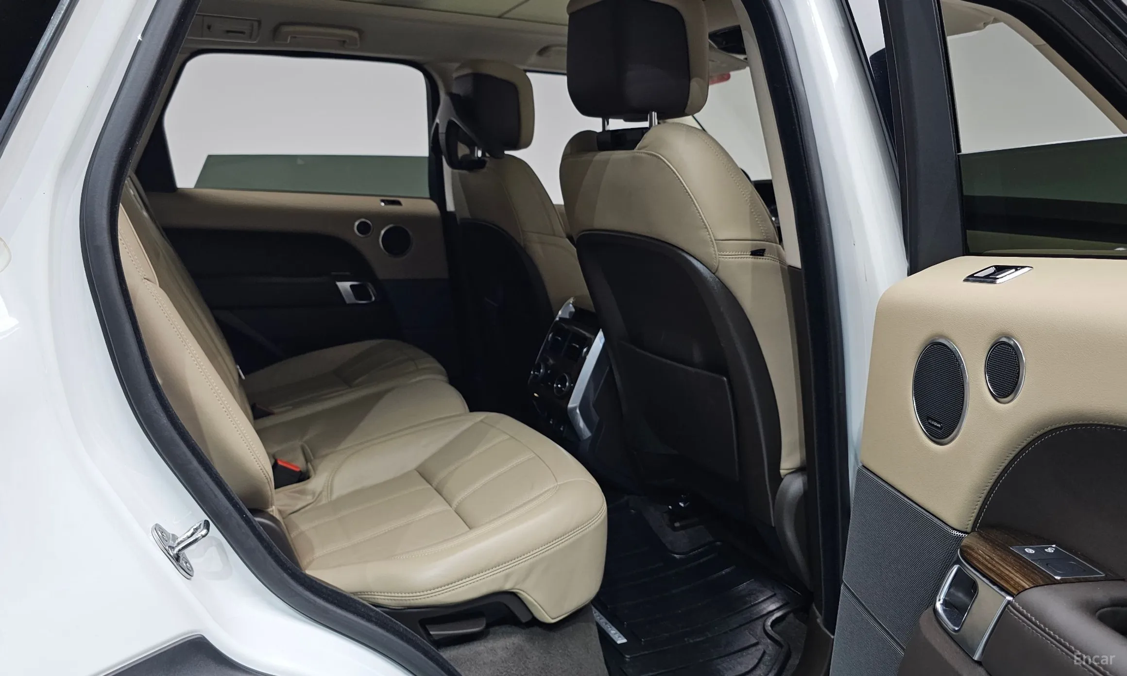 Land Rover Range Rover Sport 2nd Generation превью 11