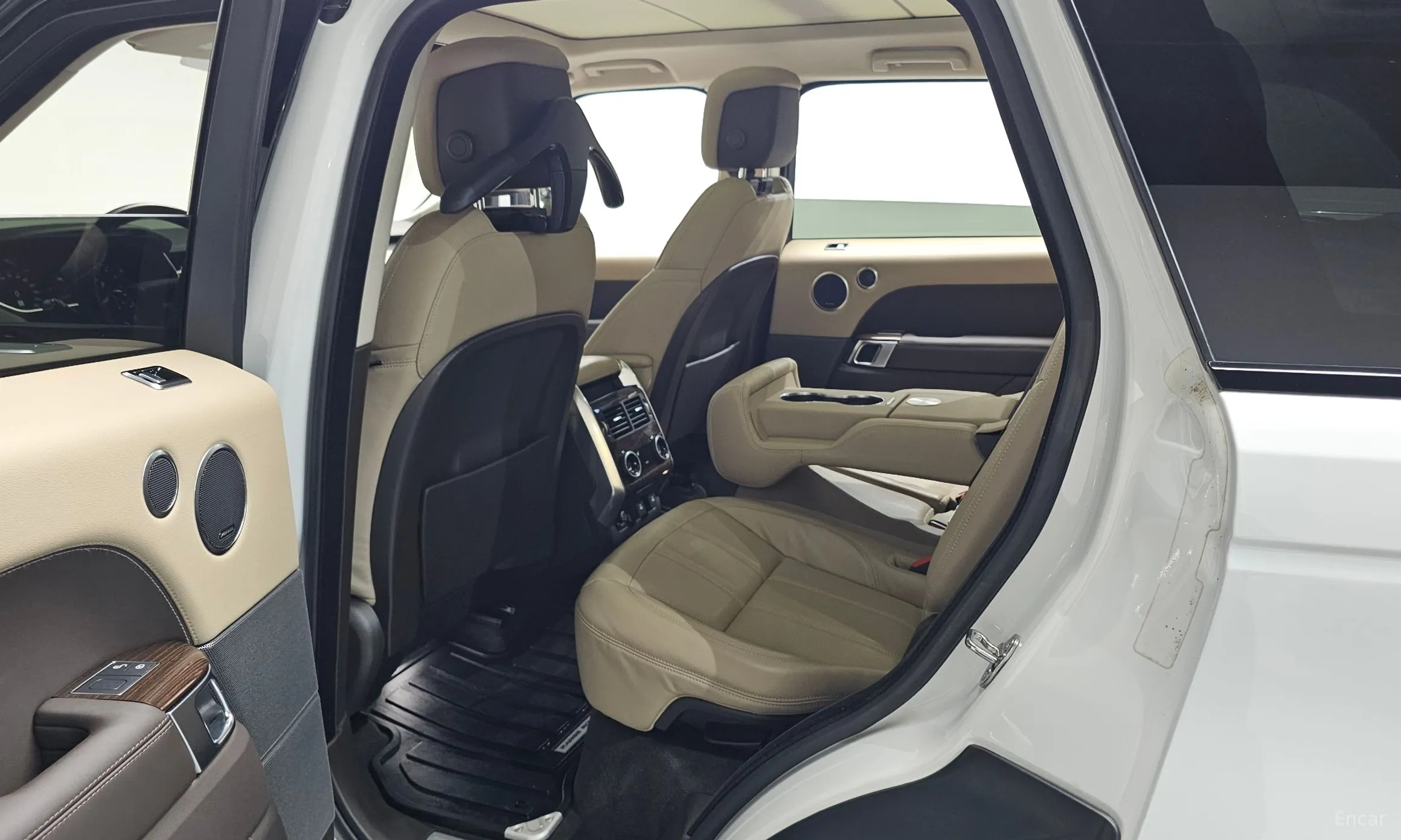 Land Rover Range Rover Sport 2nd Generation превью 12