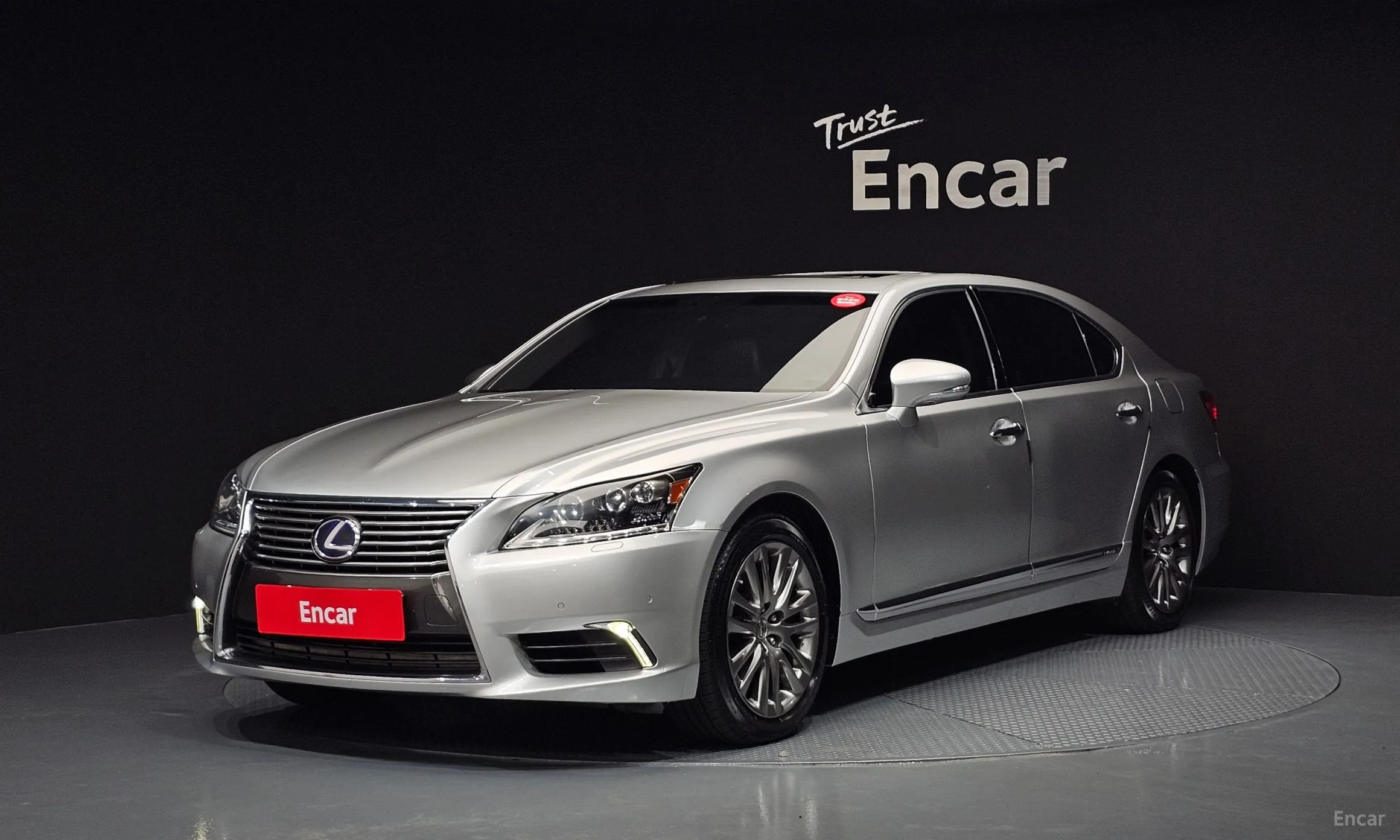 Lexus LS600hL