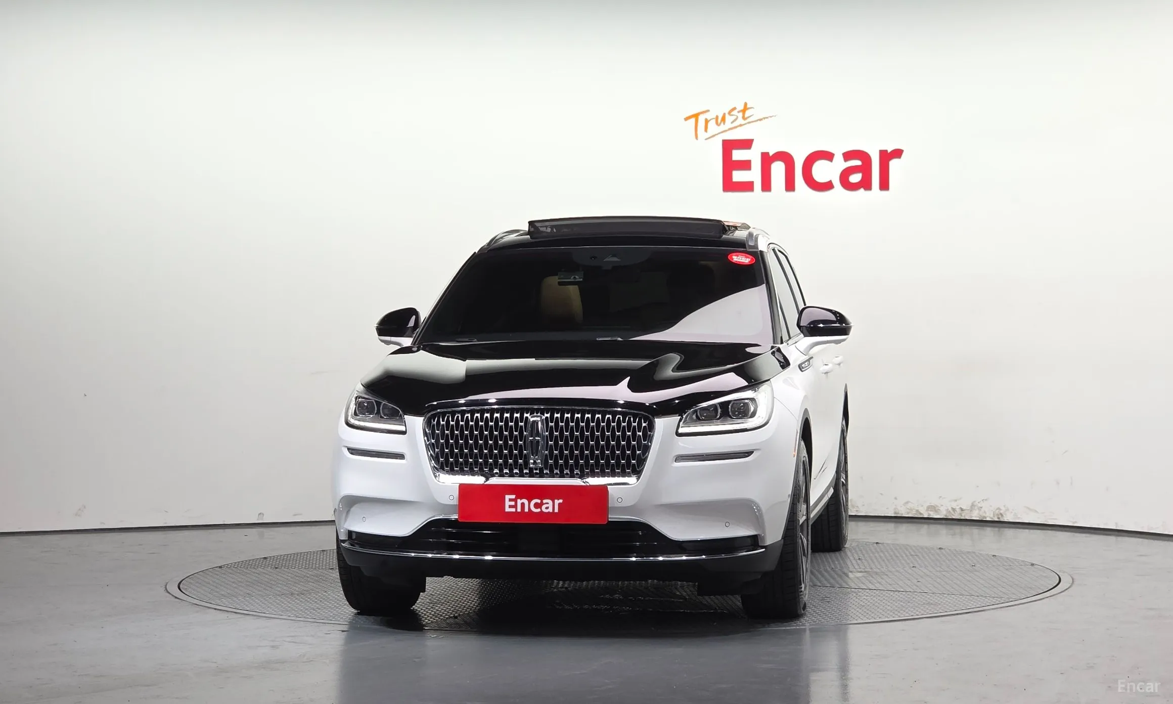Lincoln Corsair превью 3