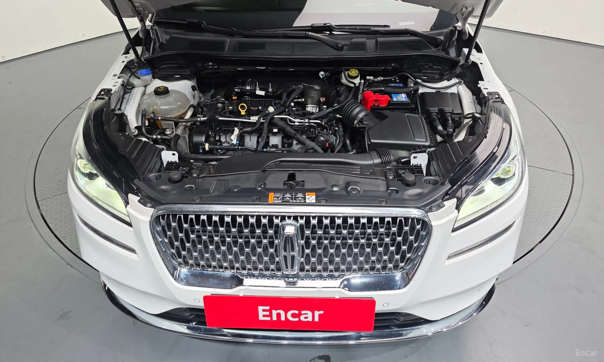 Lincoln Corsair превью 6