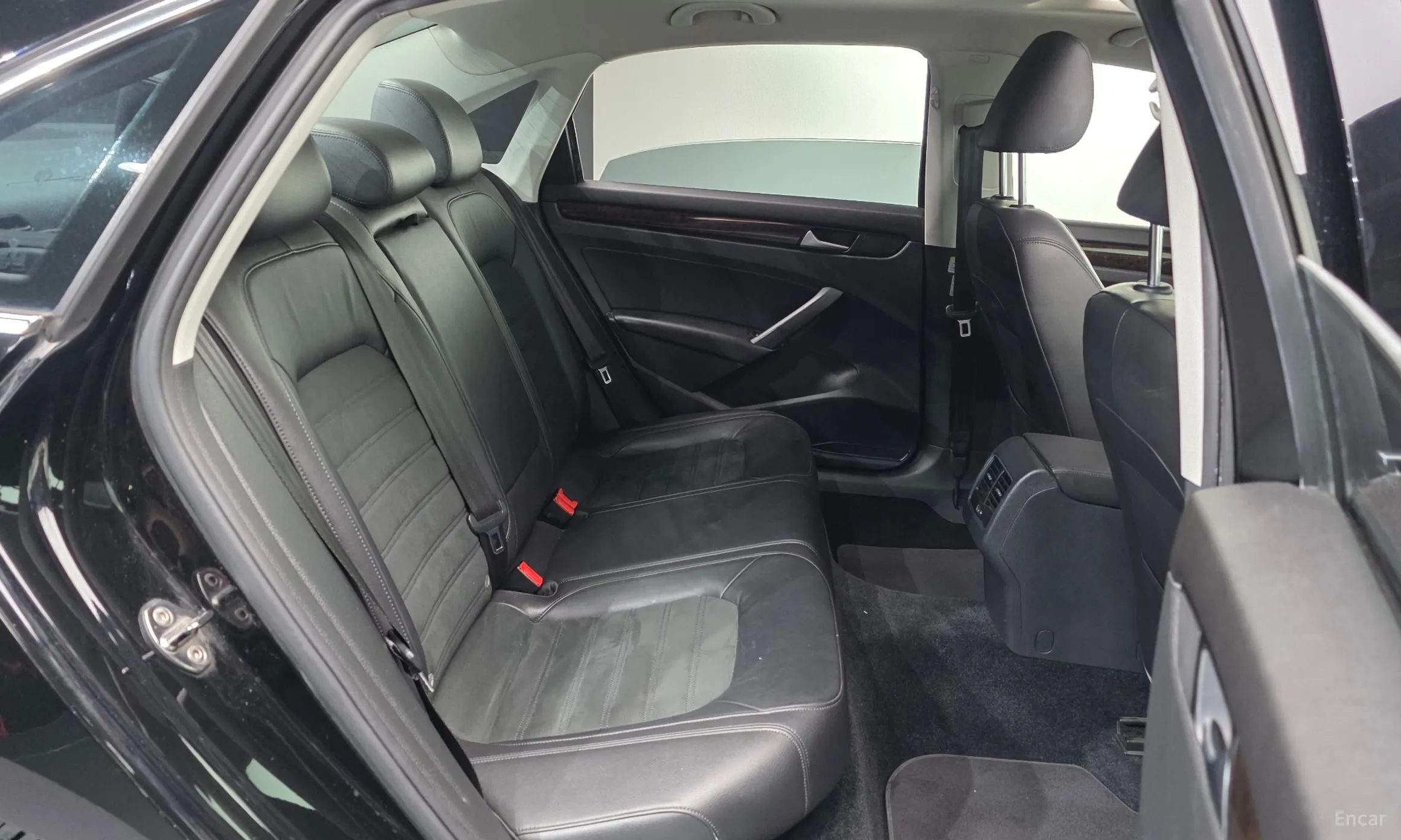 Volkswagen The New Passat превью 11