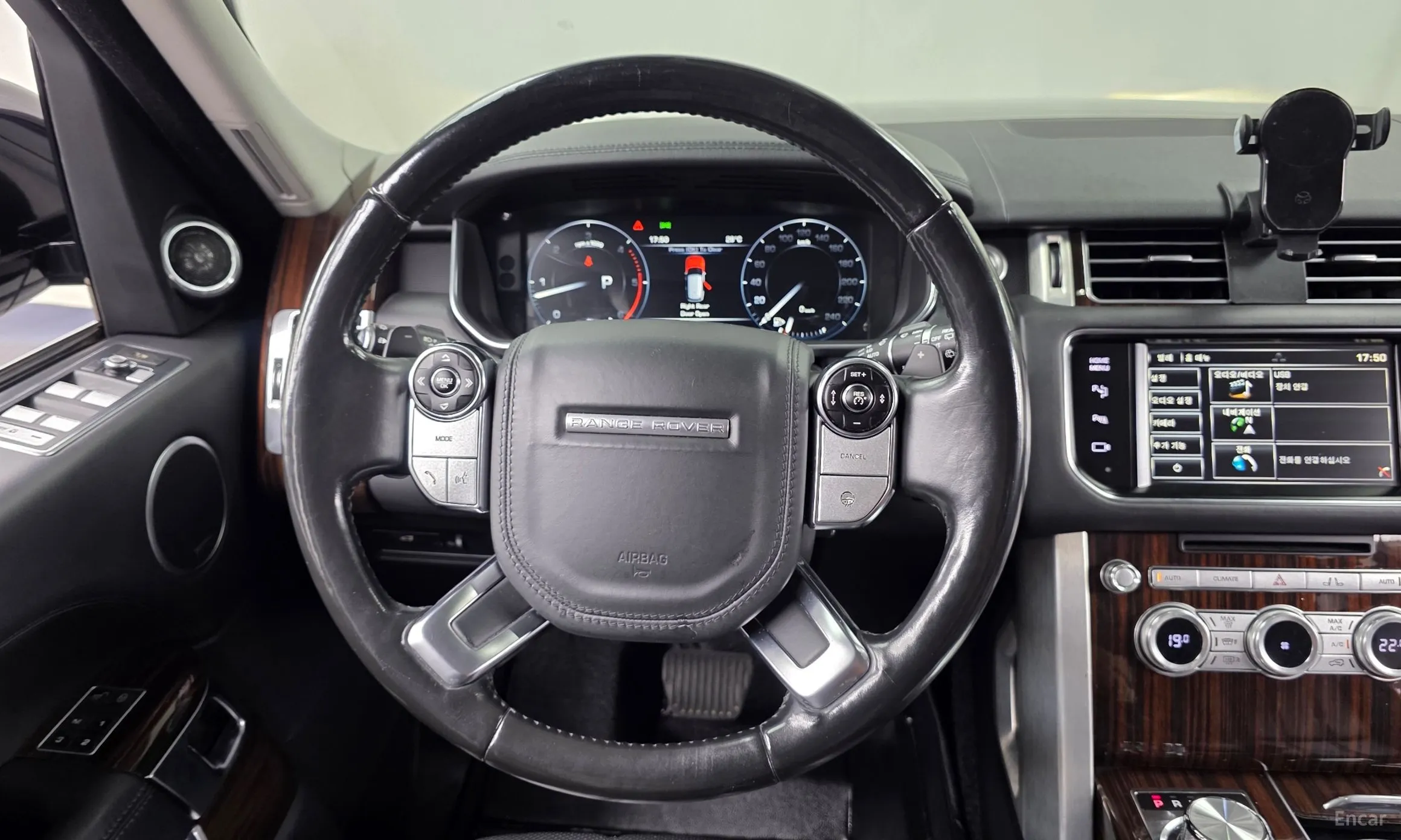 Land Rover Range Rover 4th Generation превью 13