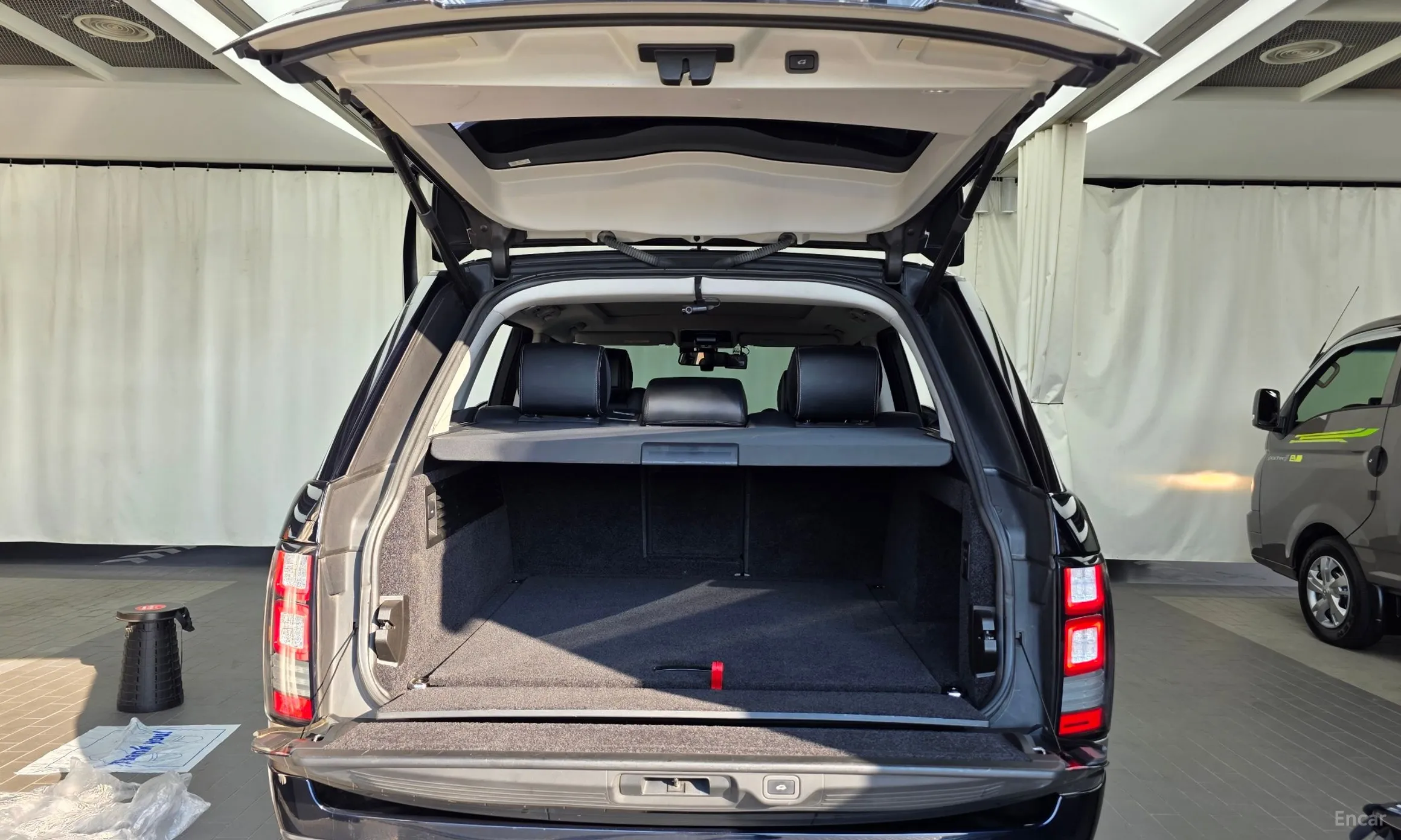 Land Rover Range Rover 4th Generation превью 20
