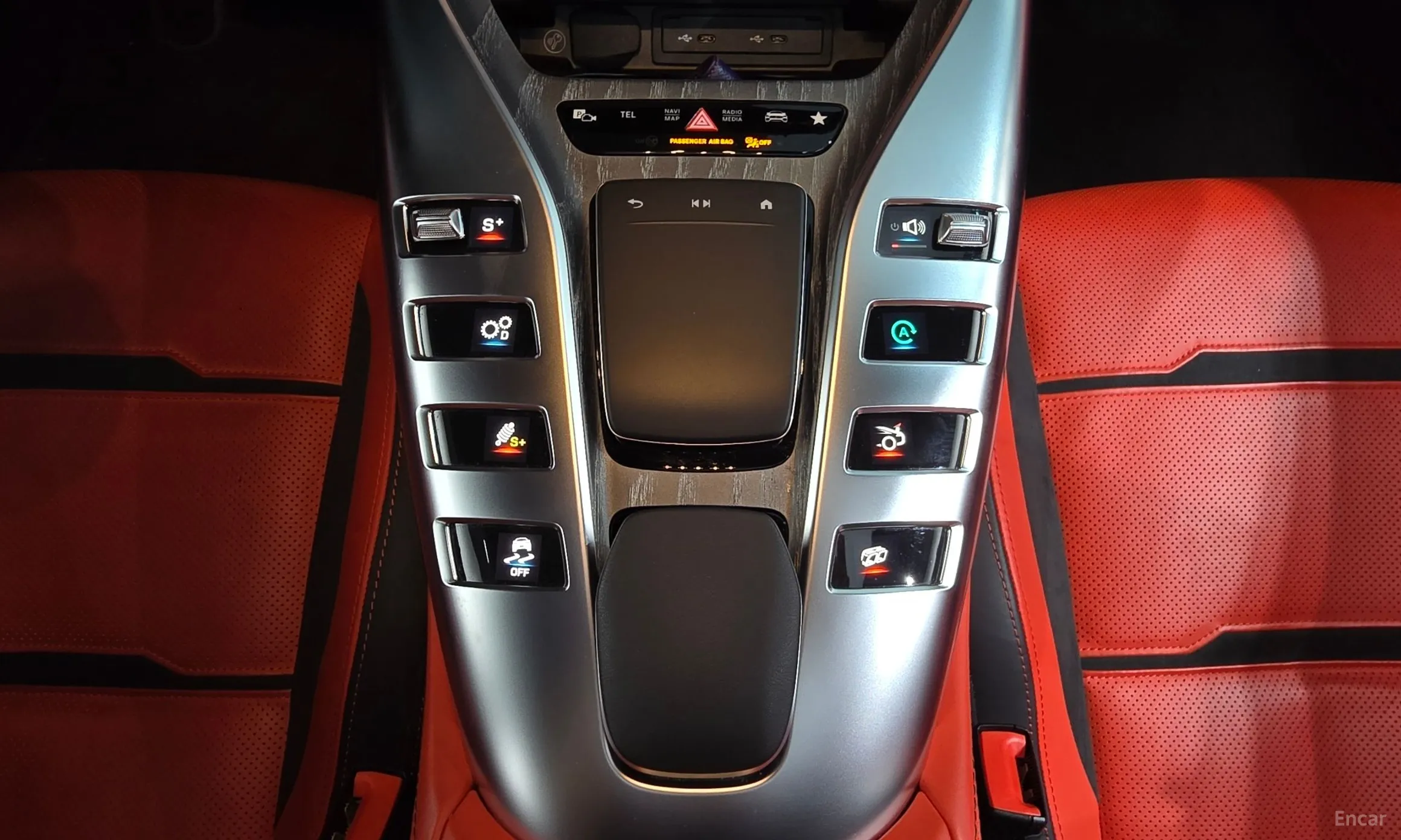 Mercedes Benz AMG GT превью 17