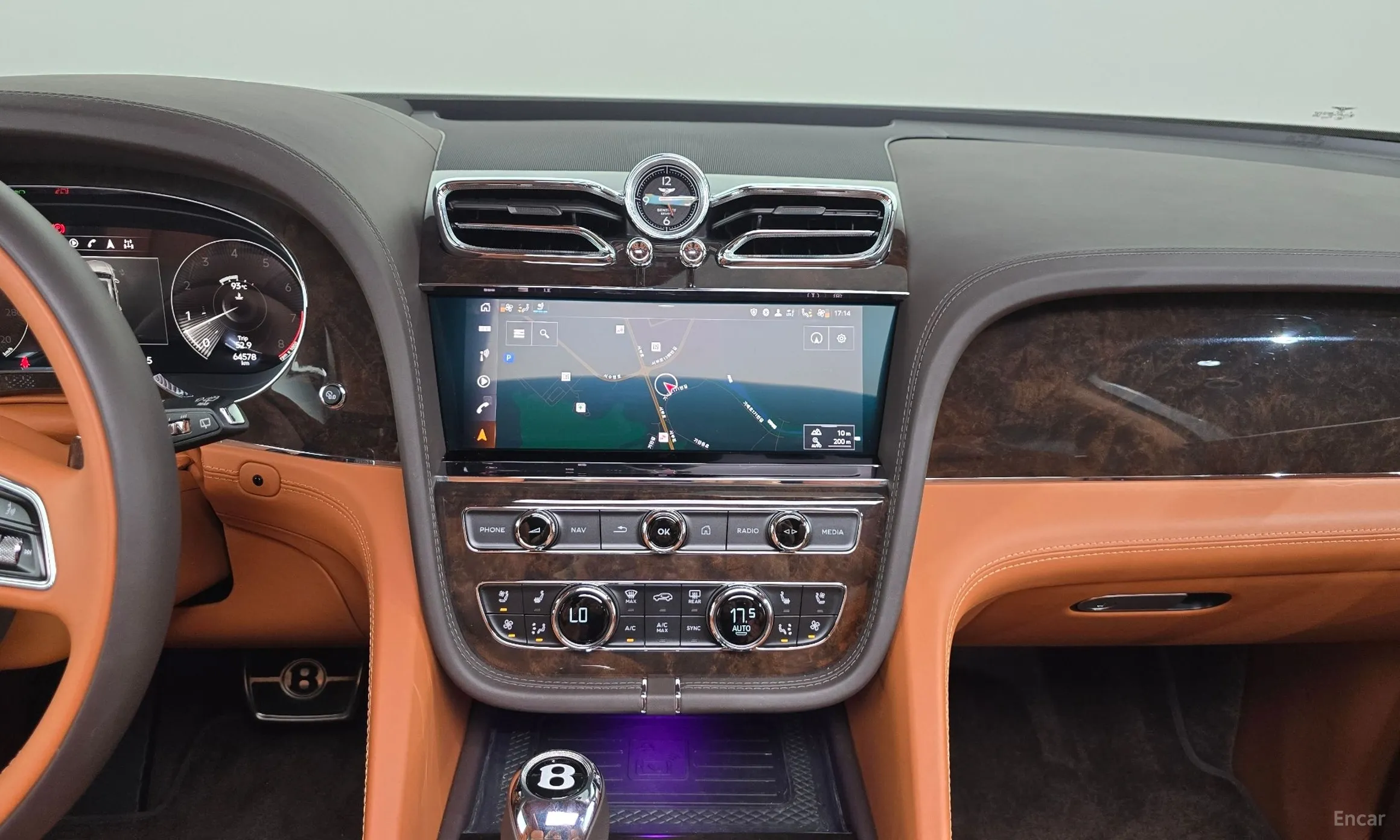 Bentley Bentayga превью 17