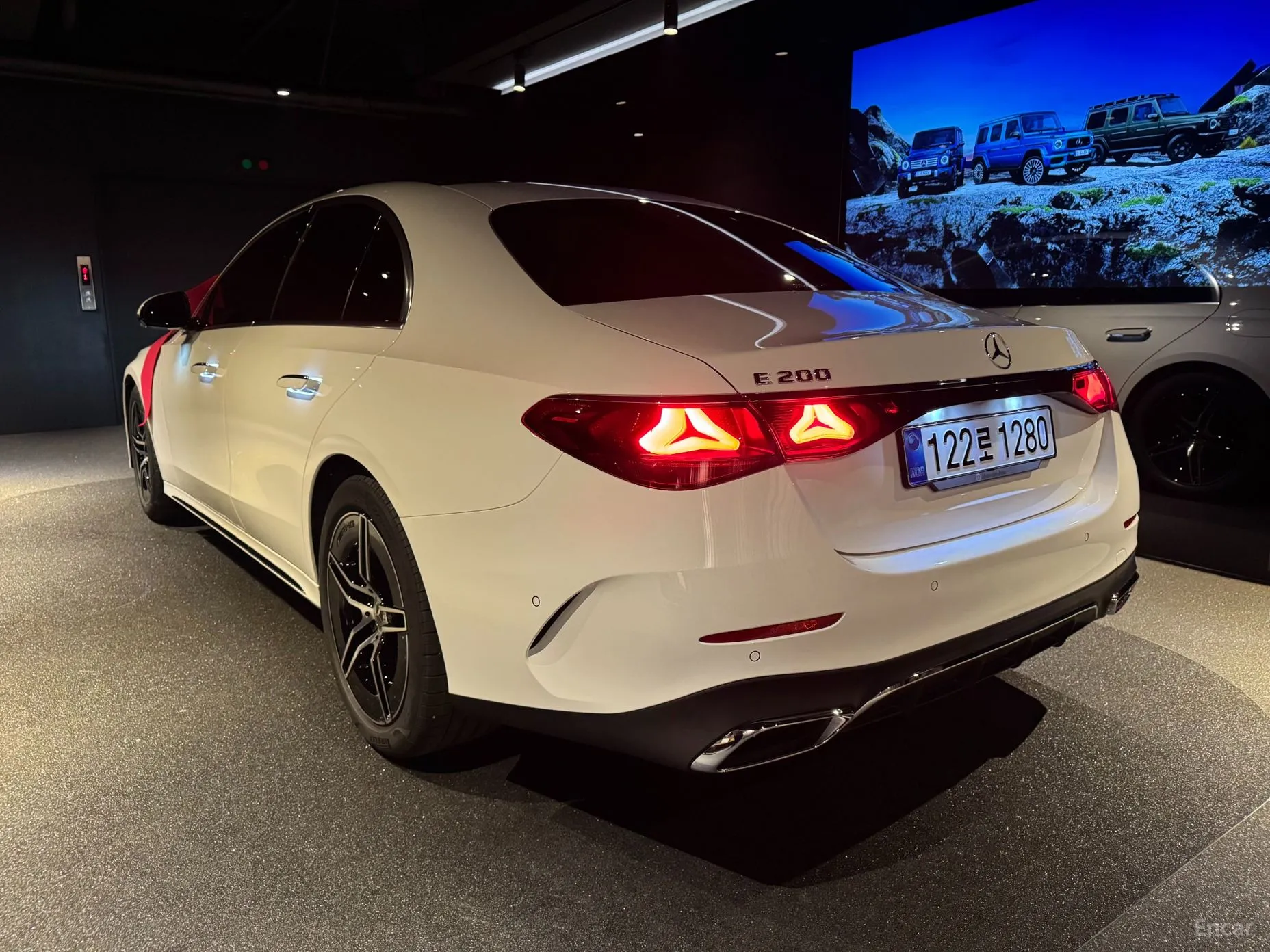 Mercedes Benz E-Class W214 превью 12
