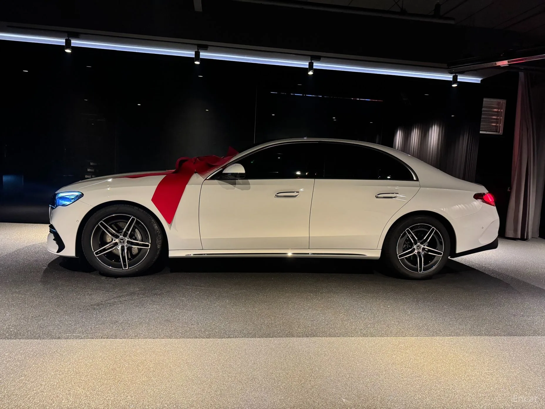 Mercedes Benz E-Class W214
