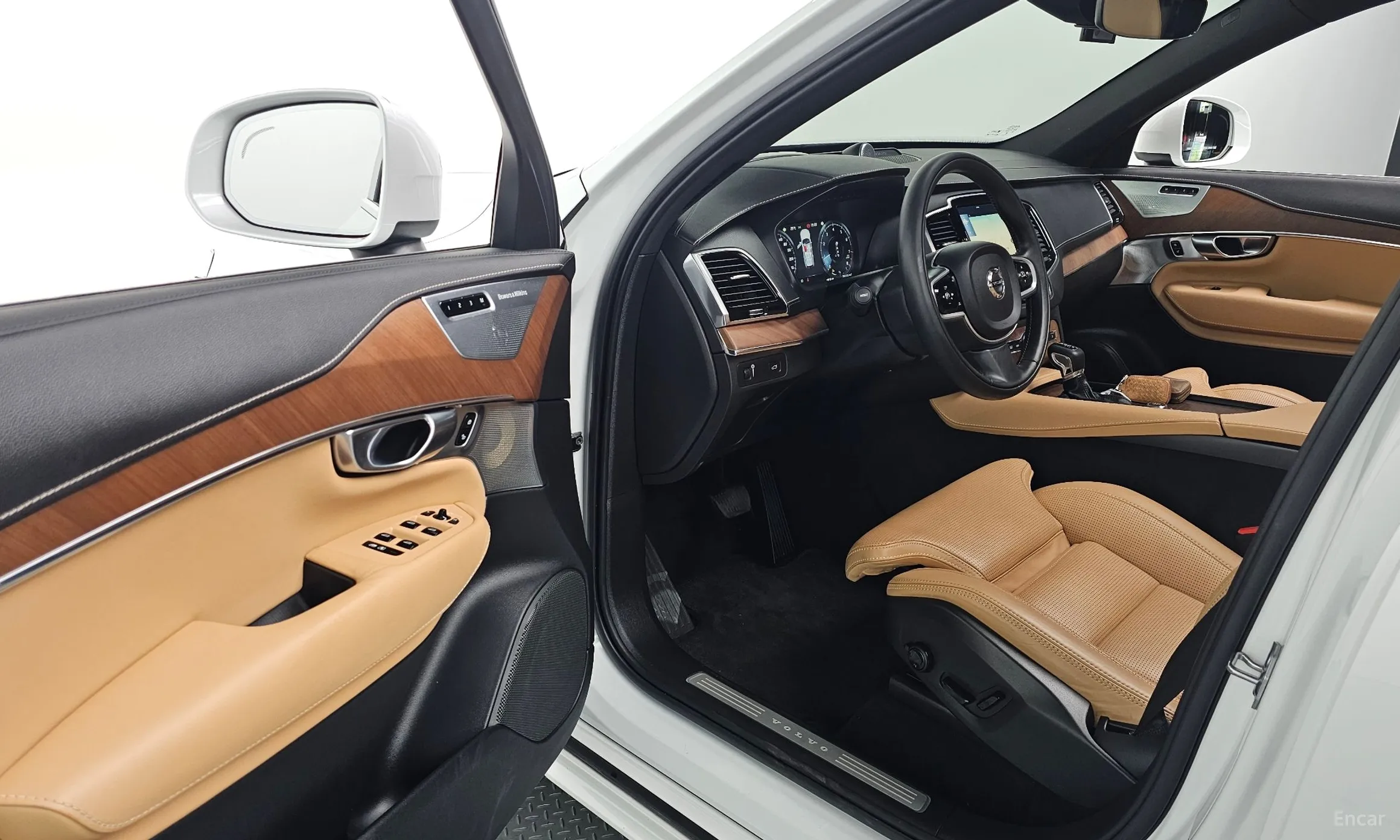 Volvo XC90 Gen 2 превью 10