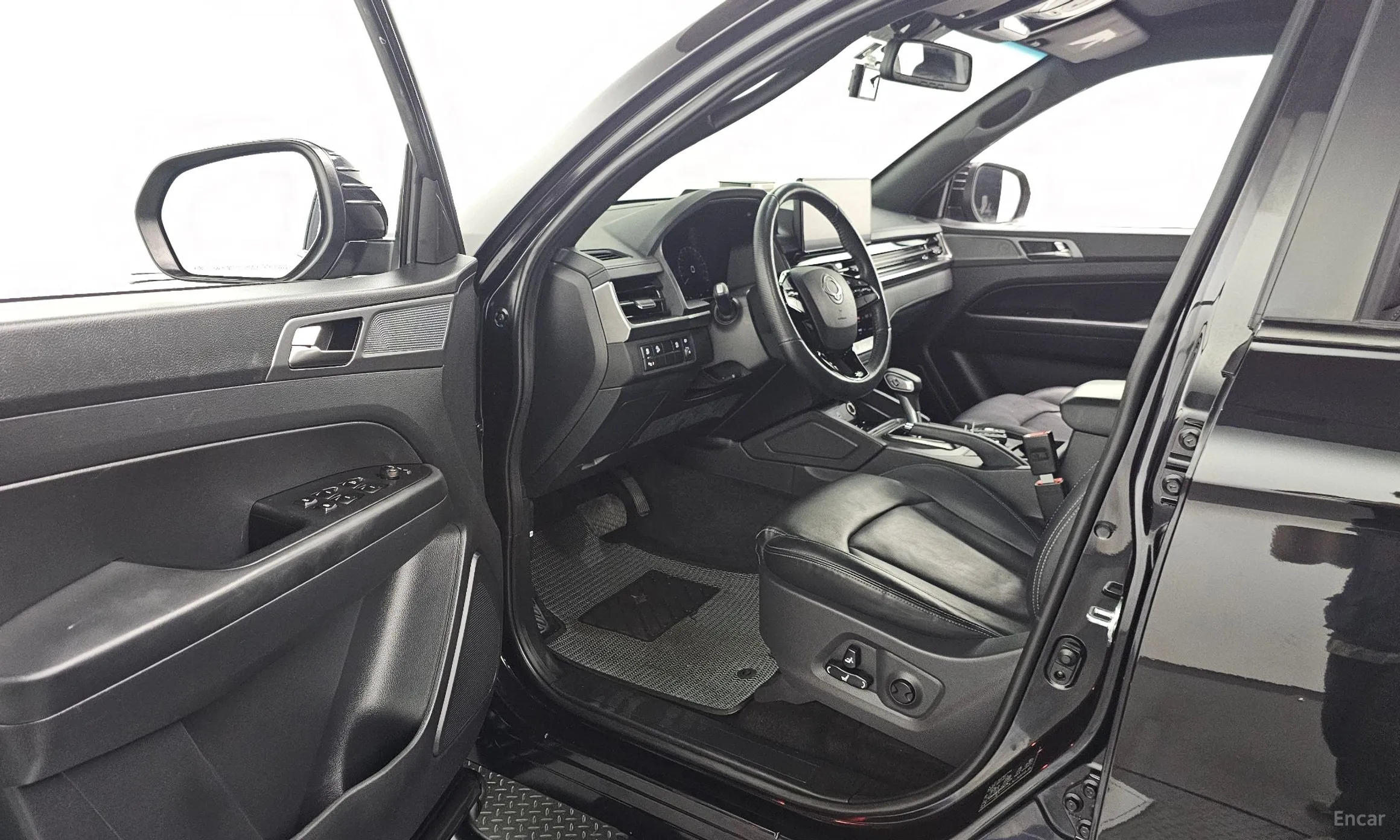 KG Mobility (SsangYong) Rexton Sports превью 10