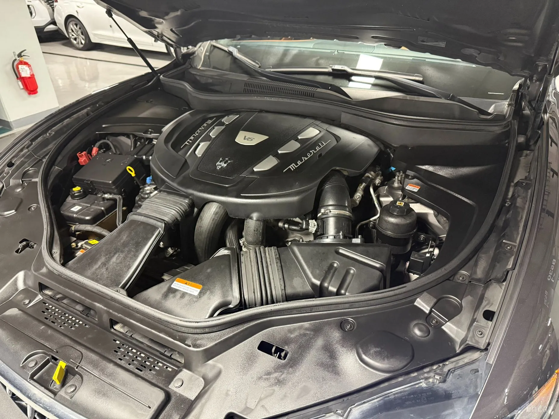 Maserati Levante превью 5