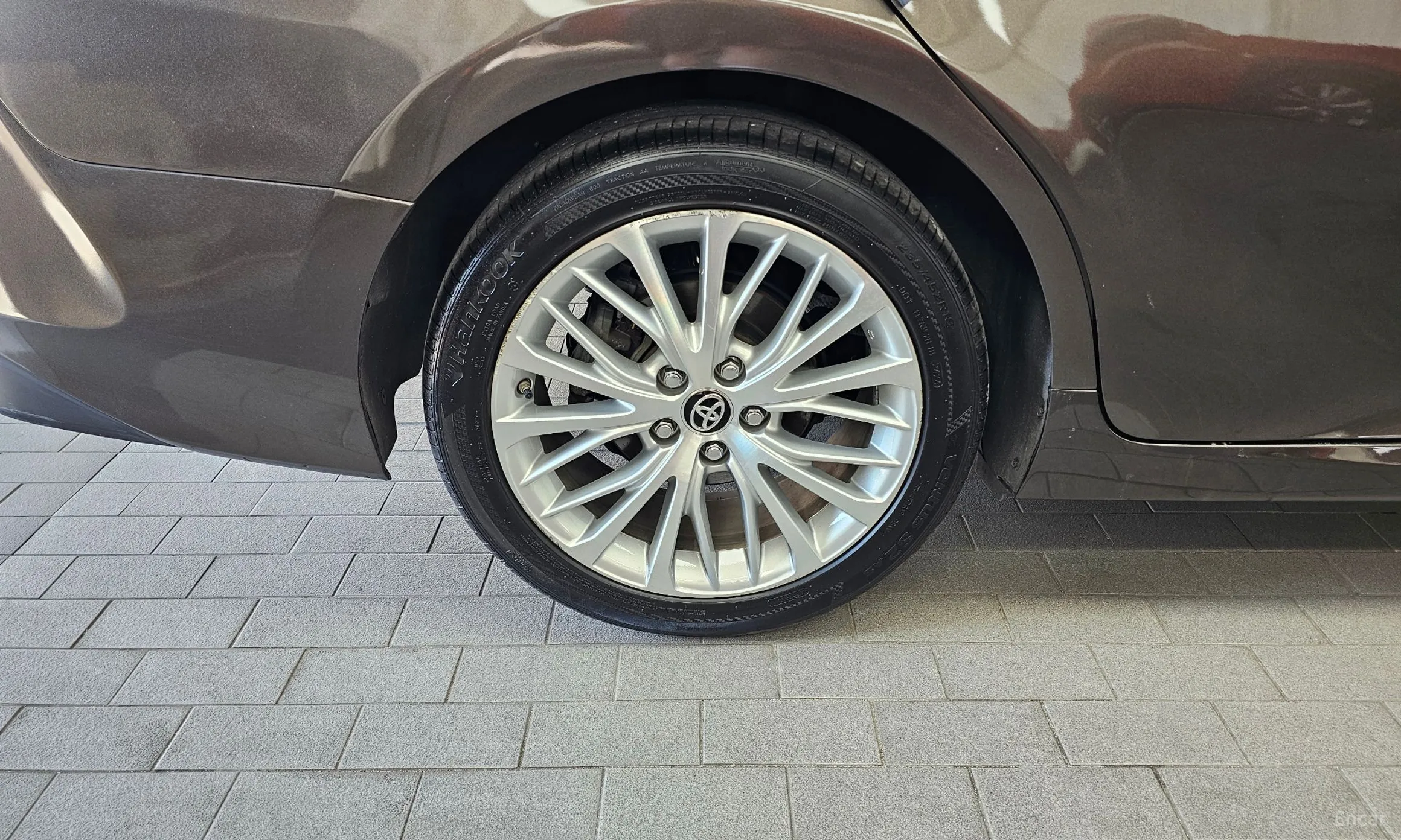 Toyota Camry (XV70) превью 5