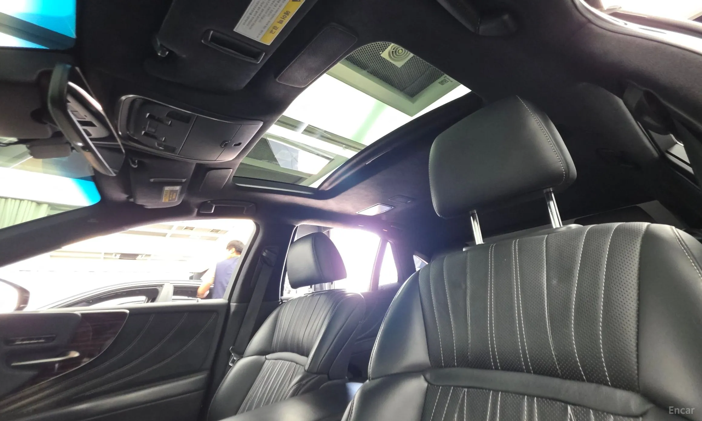 Lexus LS500h Gen 5 превью 18