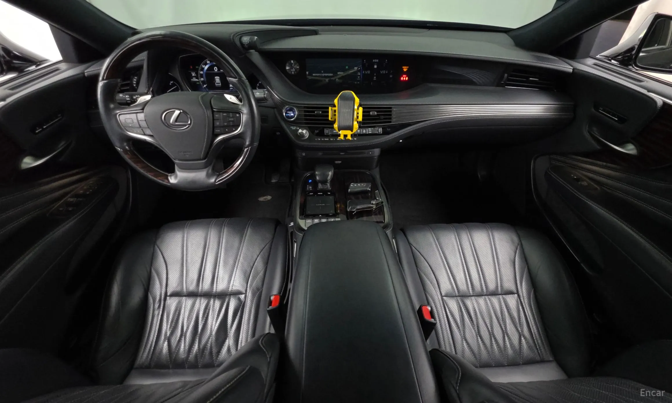 Lexus LS500h Gen 5 превью 7