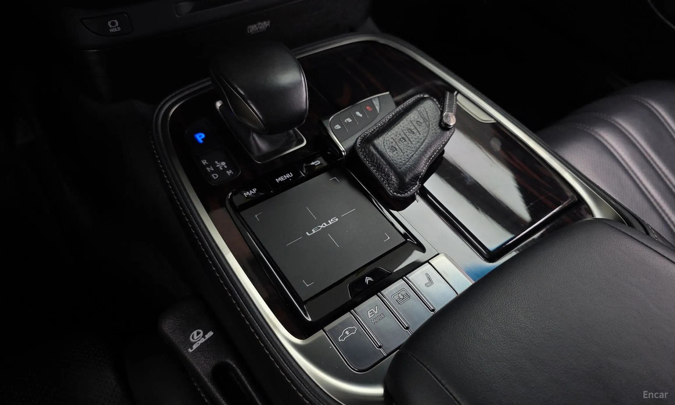Lexus LS500h Gen 5 превью 9