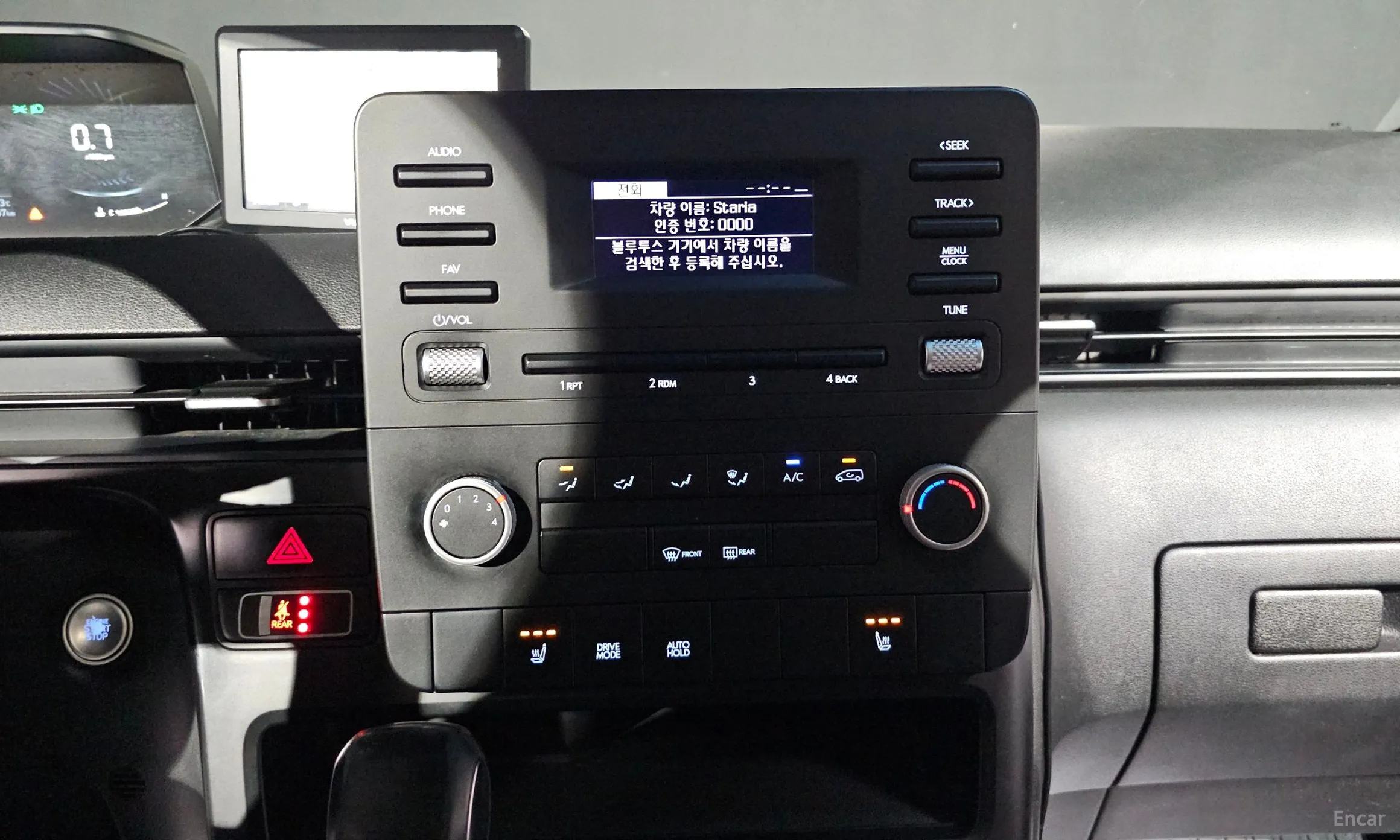 Hyundai Staria превью 14