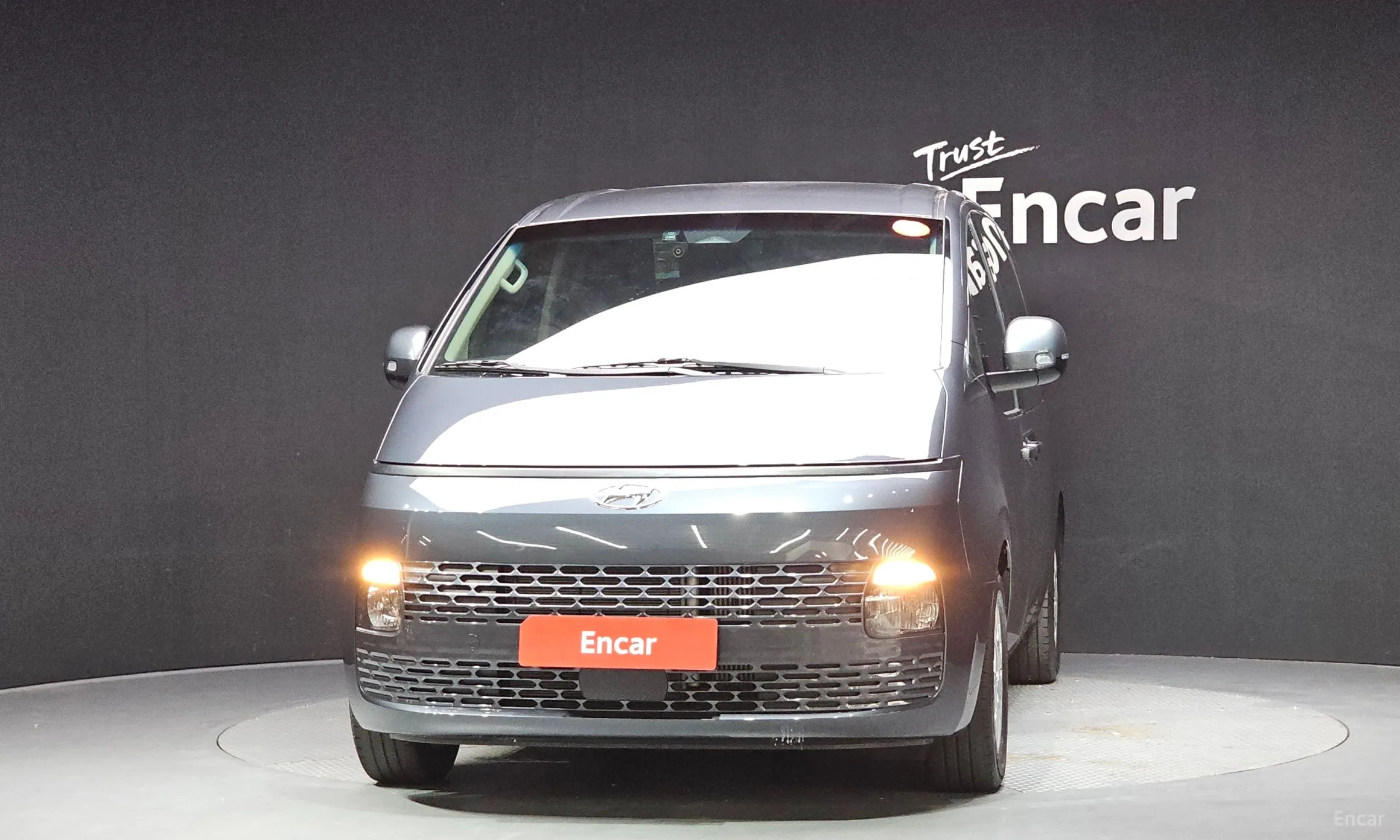 Hyundai Staria превью 3