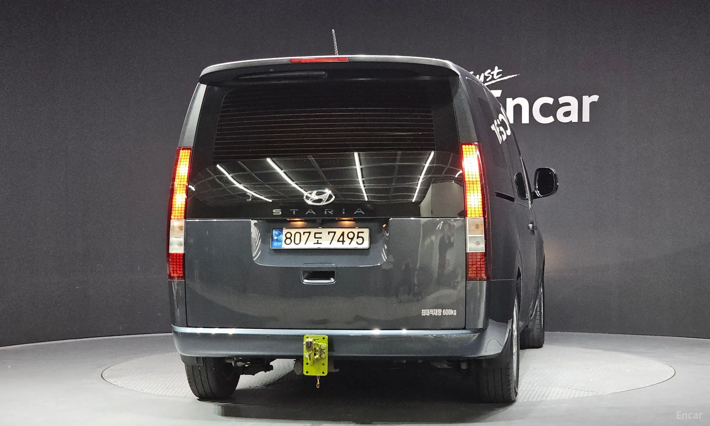 Hyundai Staria превью 4