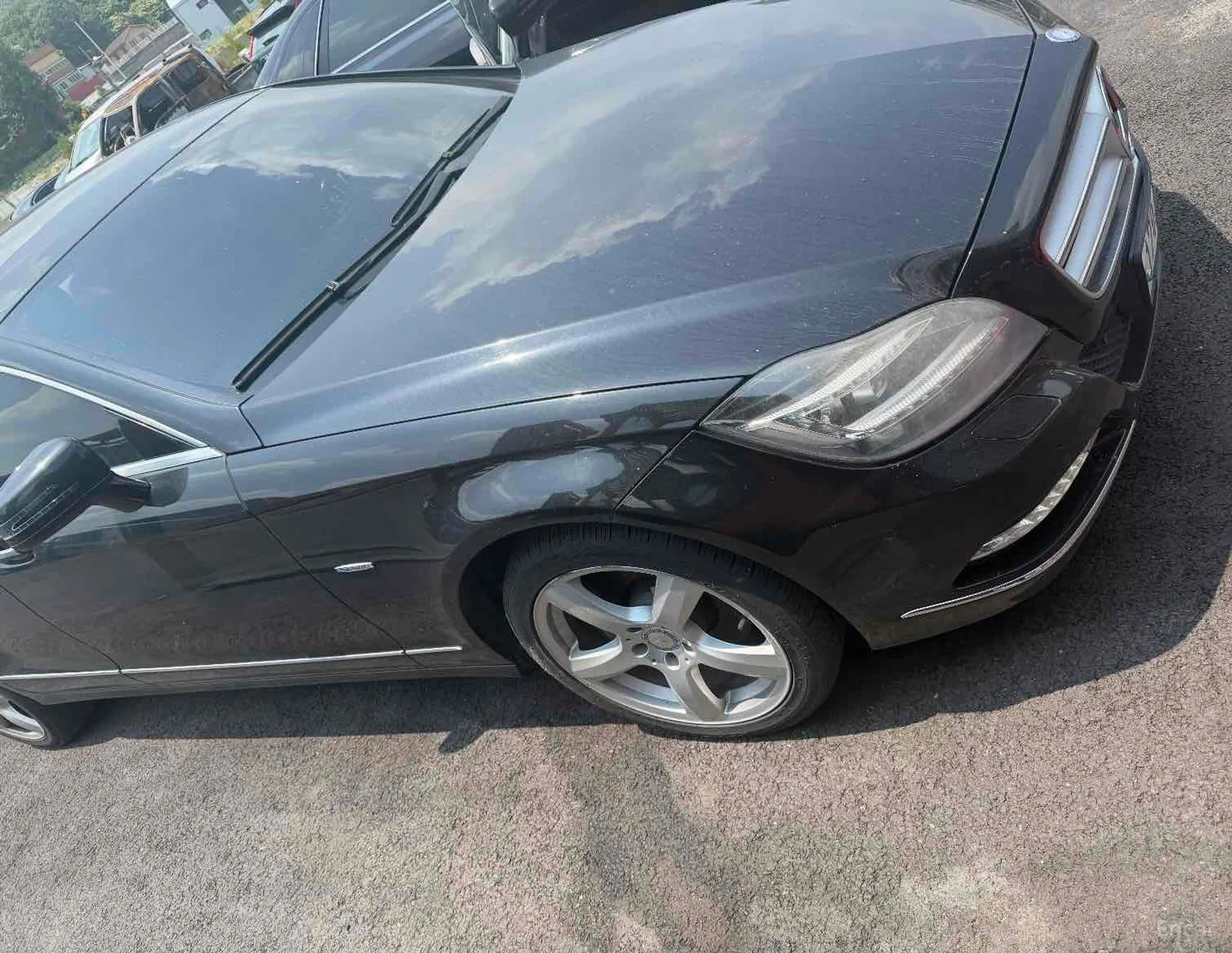 Mercedes Benz CLS-Class W218 превью 3